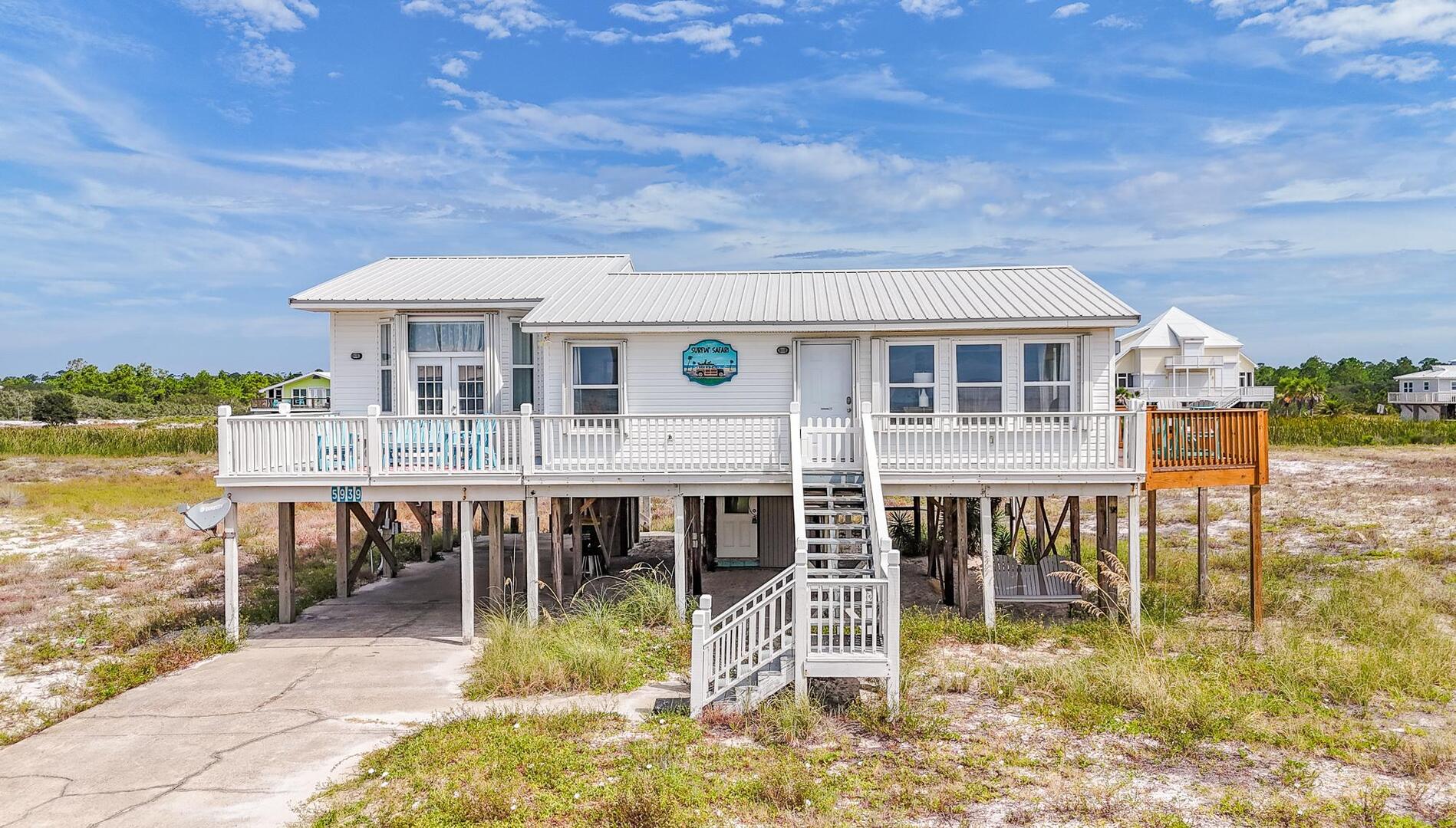 Surfin' Safari | Photo 37000