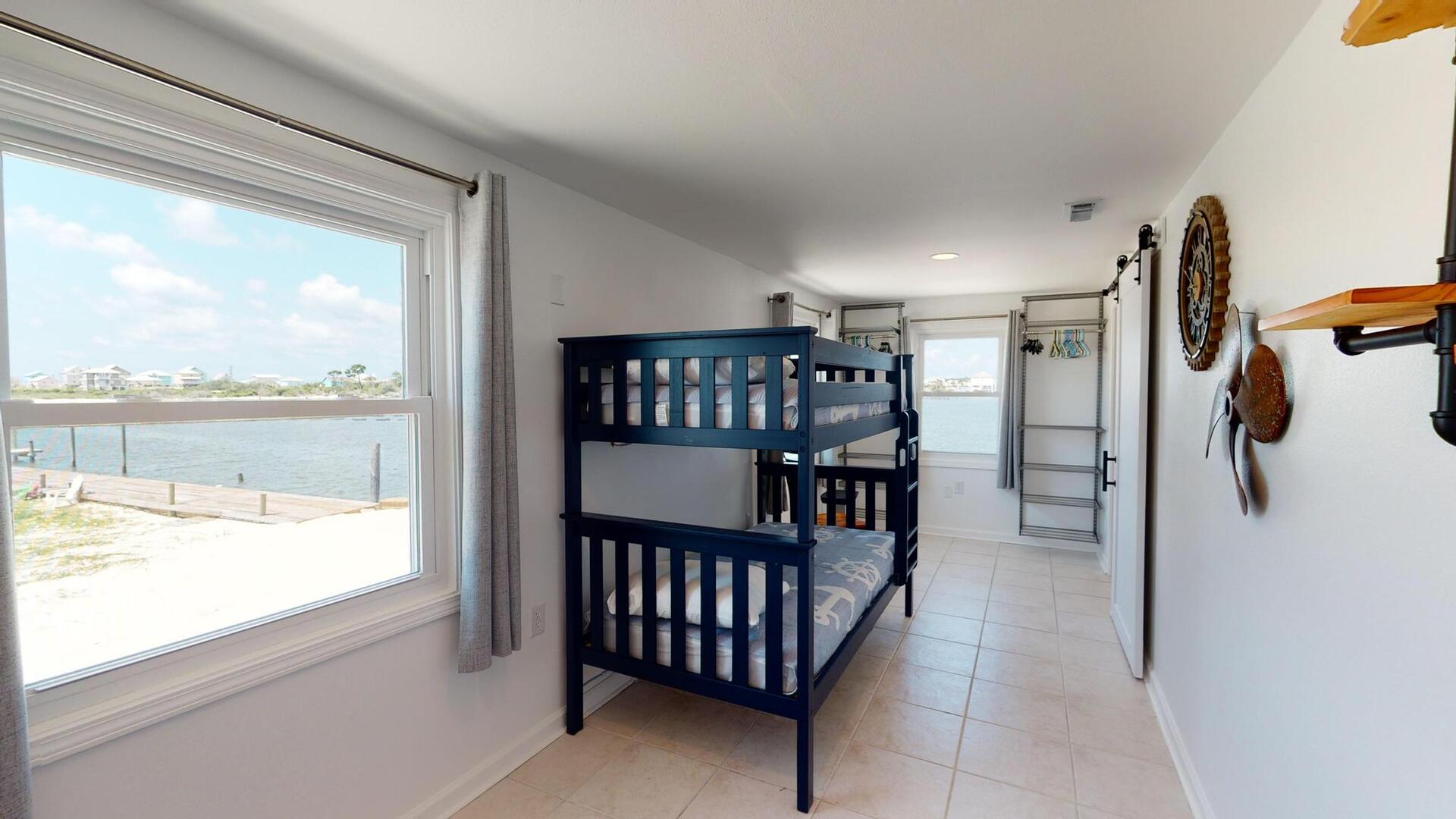 Bay Breeze | Photo 17