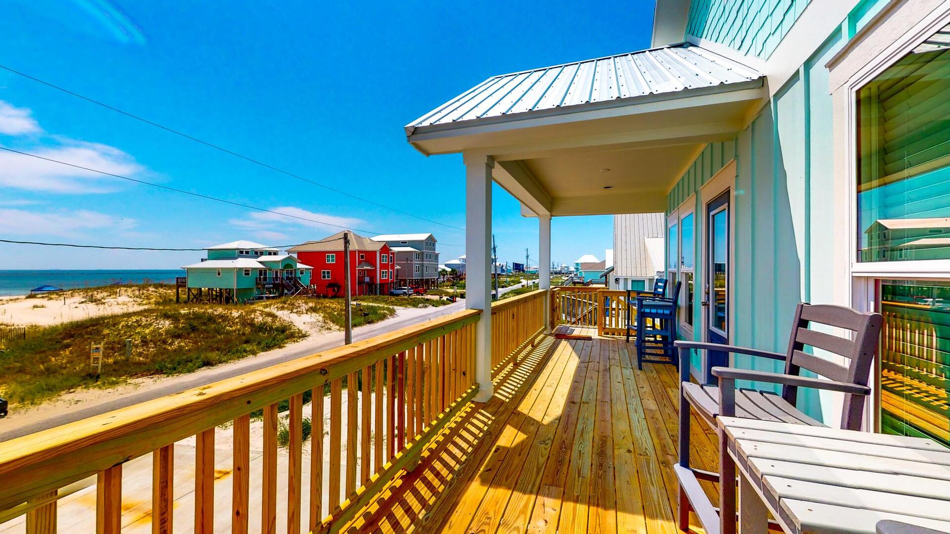 Shore Buzzin' | Photo 270000