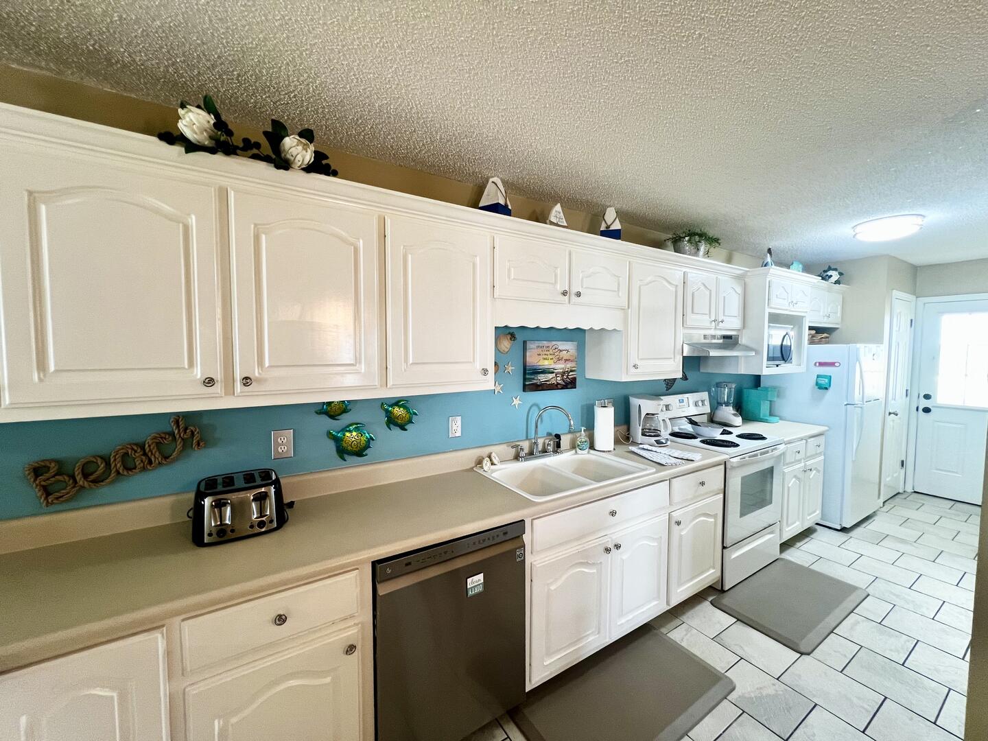 Cuz Sands East | Photo 9