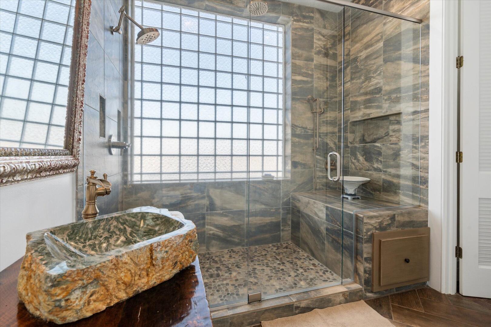 Skywalk Lodge | Photo 24