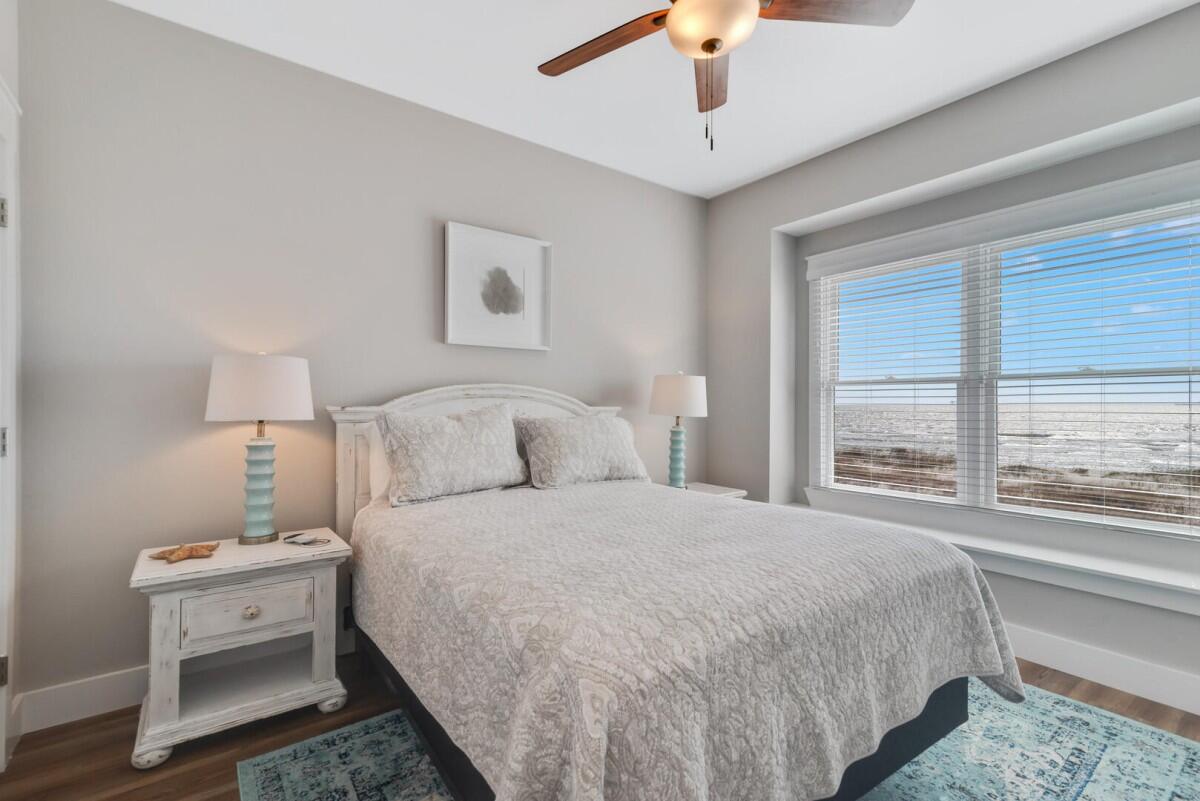 Sea Turtle West #12 | Photo 60