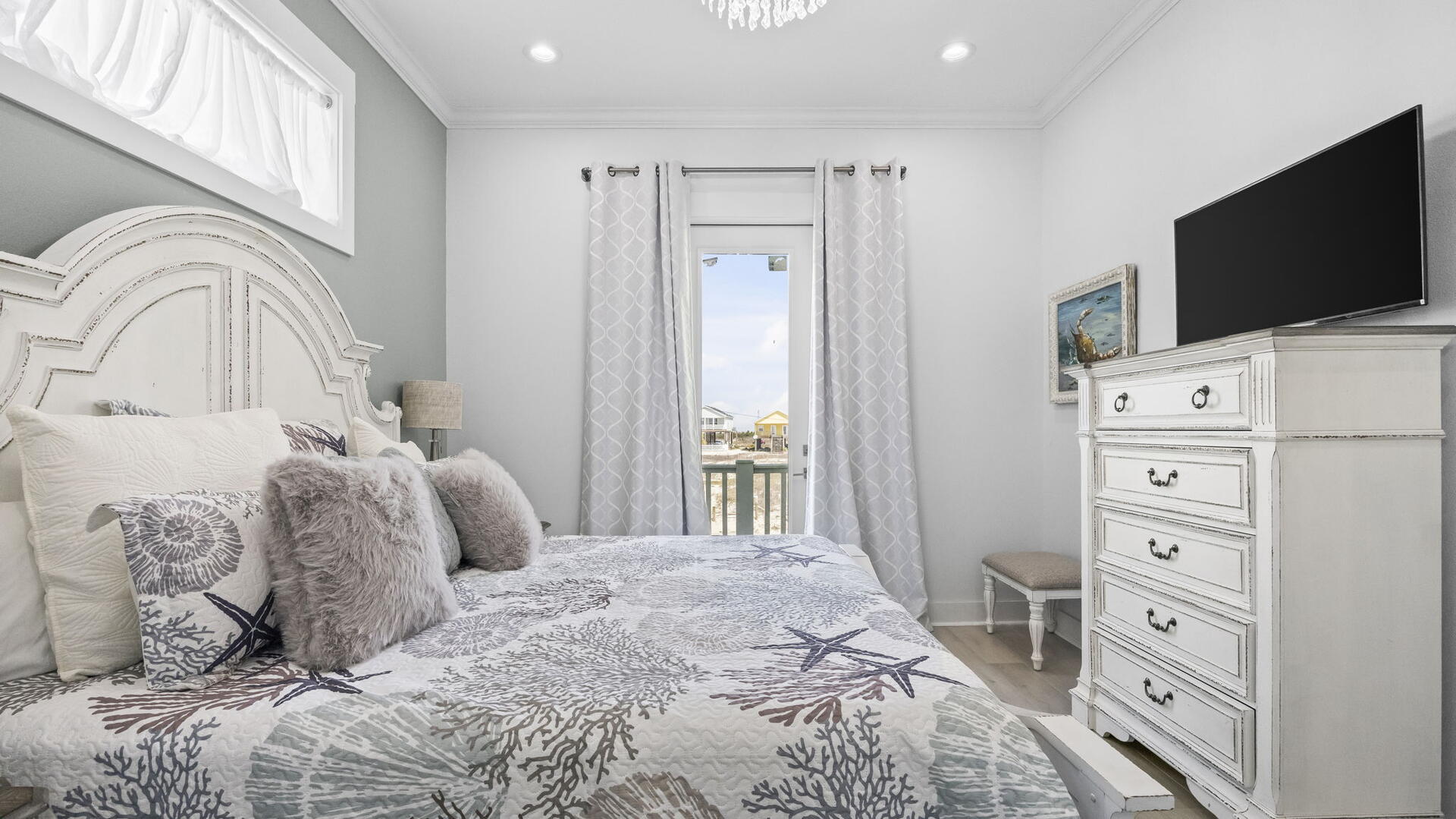 McBeech West | Photo 21