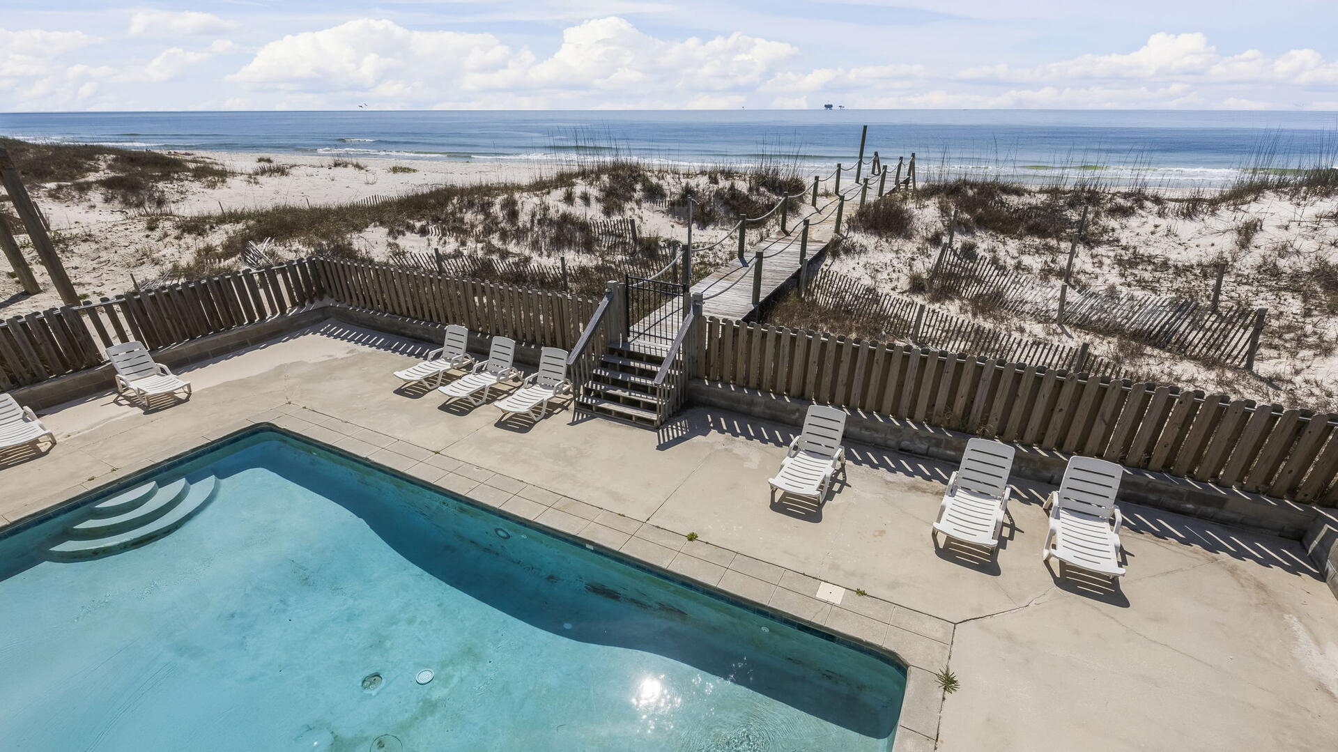 McBeech West | Photo 5