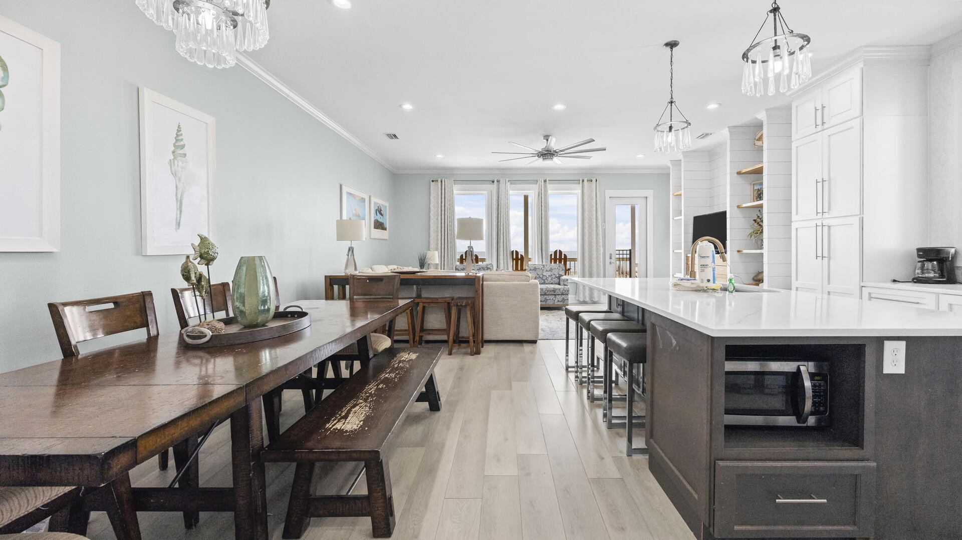 McBeech West | Photo 8