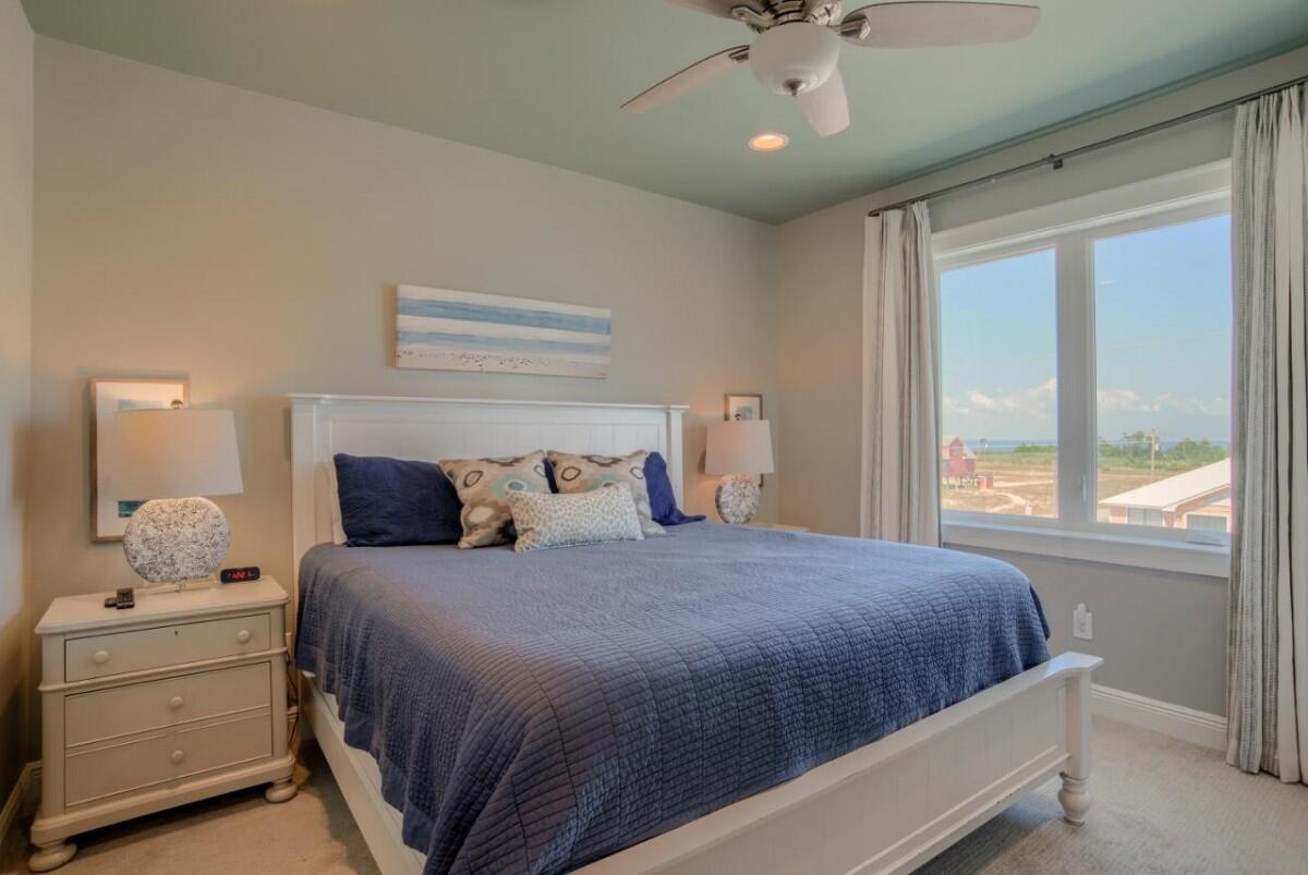 Banana Split East | Photo 25