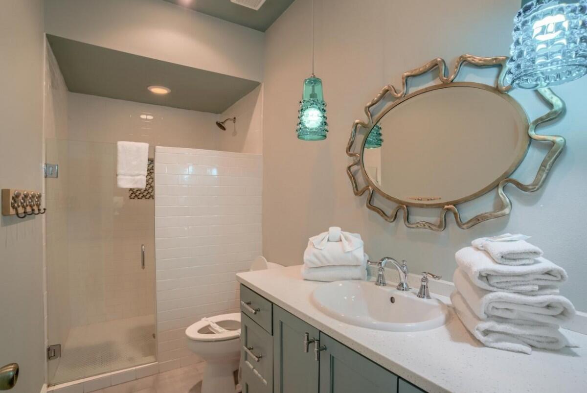 Banana Split East | Photo 30