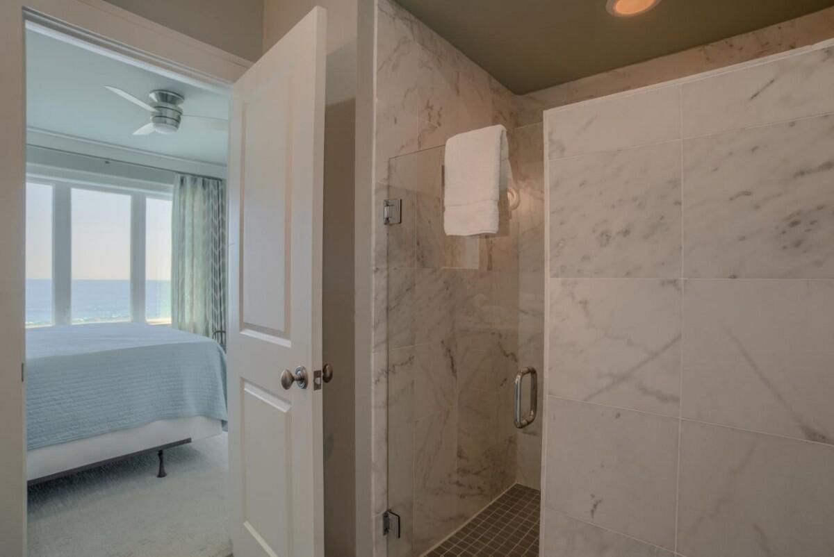 Banana Split East | Photo 39