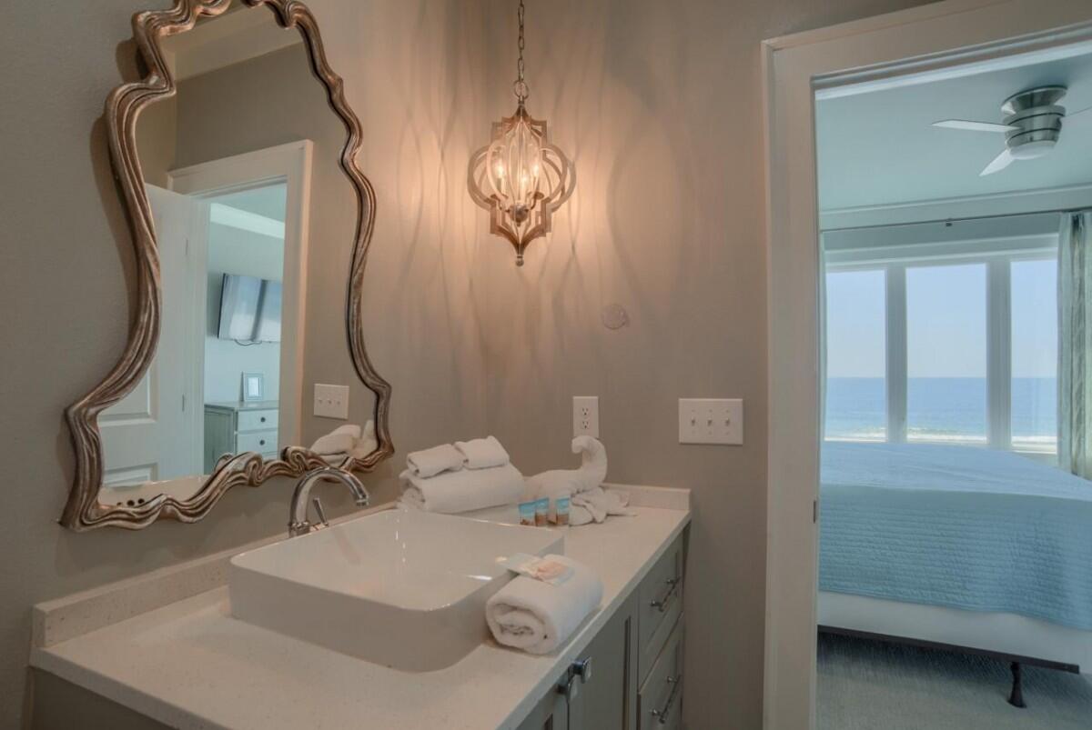 Banana Split East | Photo 40