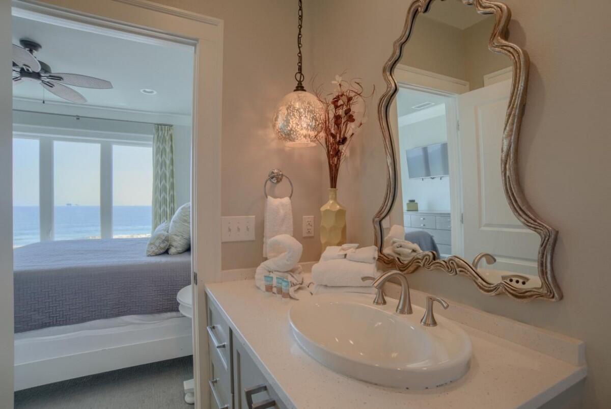 Banana Split East | Photo 45