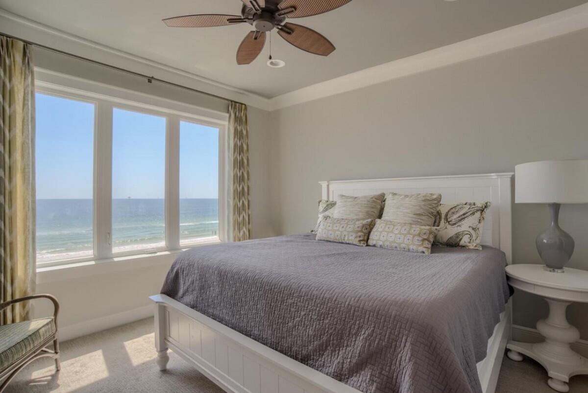 Banana Split East | Photo 43