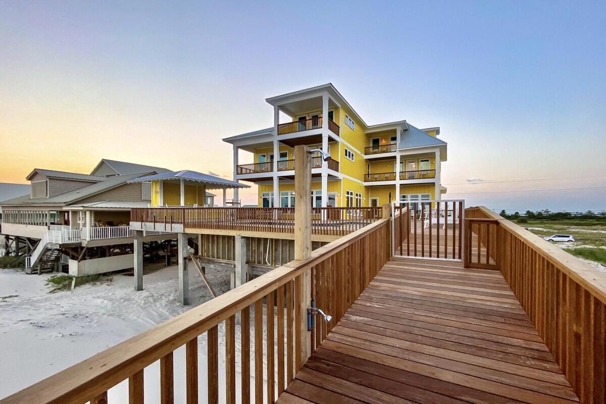 Banana Cabana 2.0 | Photo 41