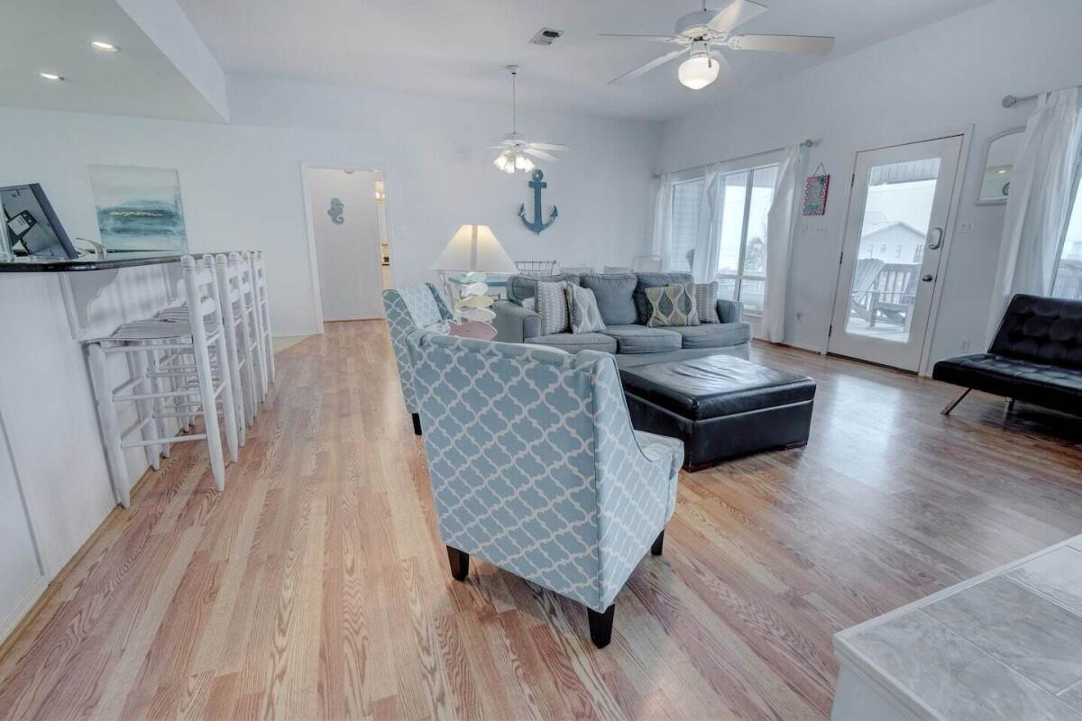 Beach Bliss | Photo 10