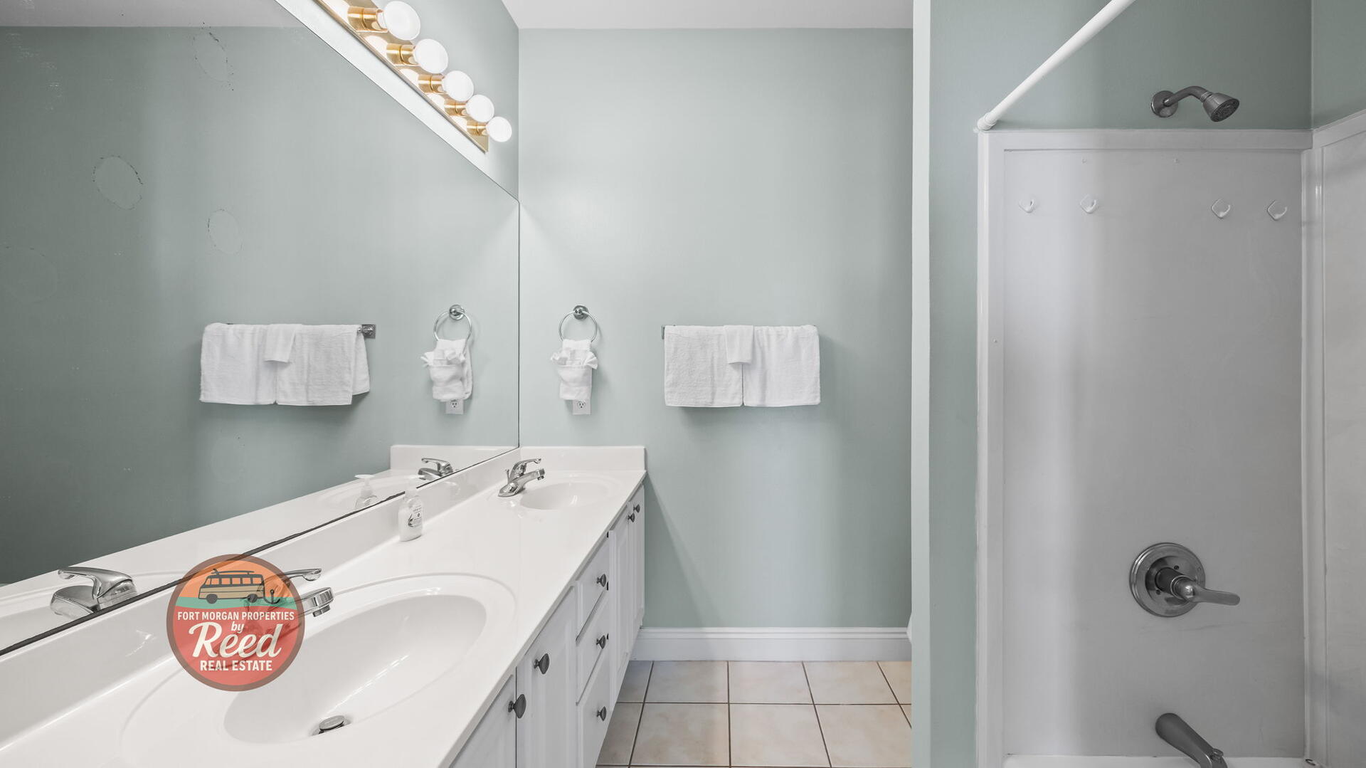 Two Carats West | Photo 31