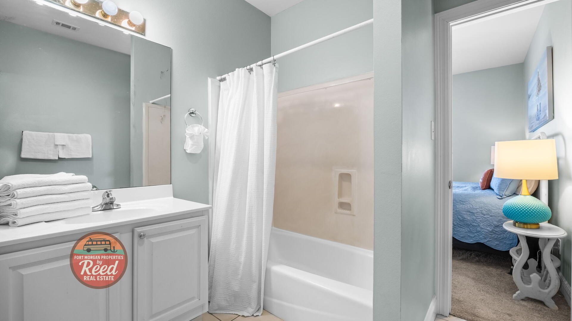 Two Carats West | Photo 39