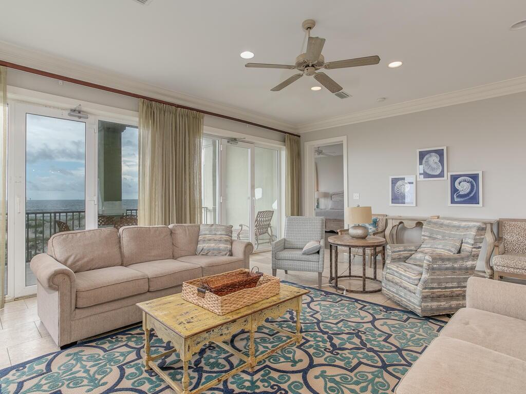 Escapades South Bottom 4