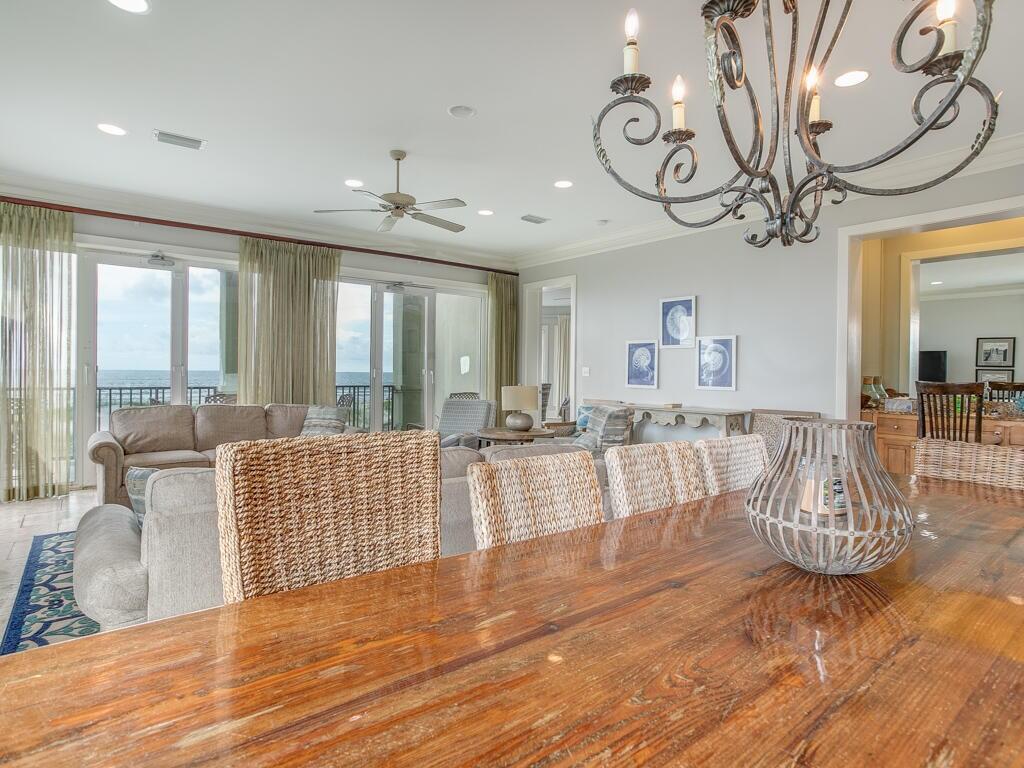 Escapades South Bottom | Photo 8