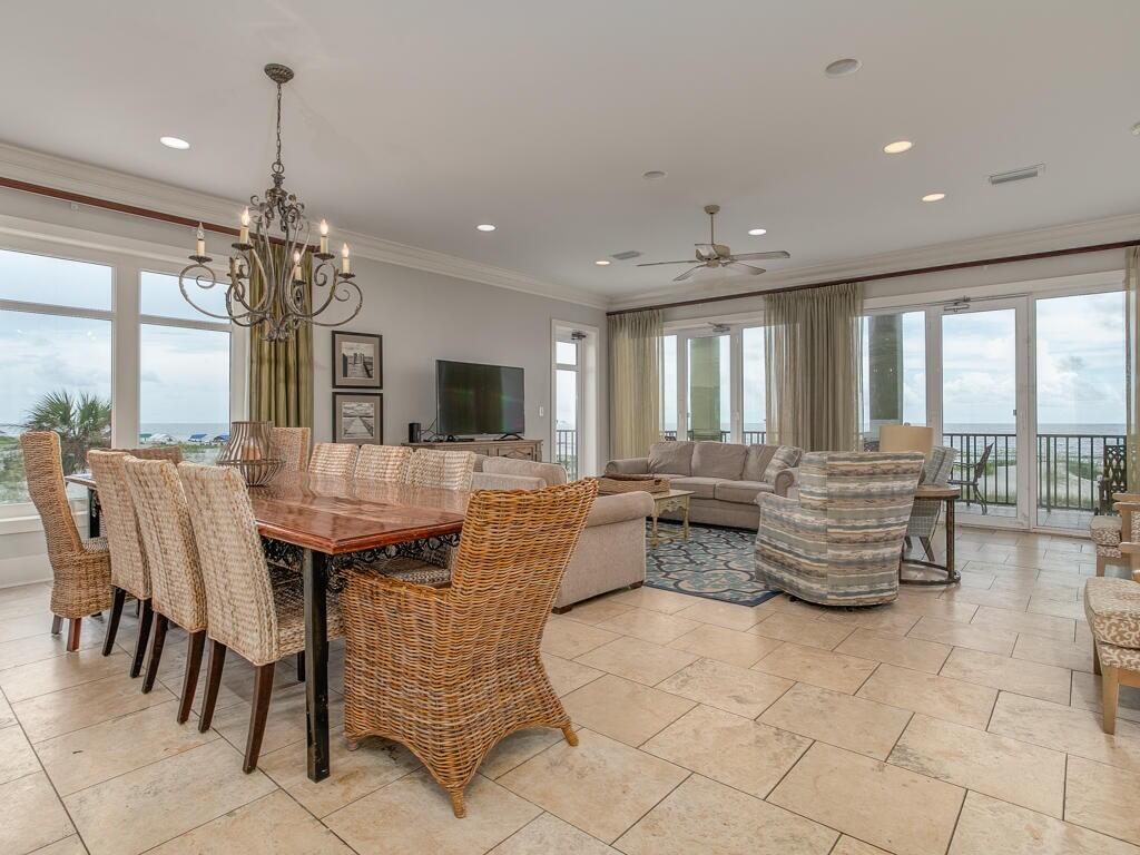 Escapades South Bottom | Photo 7