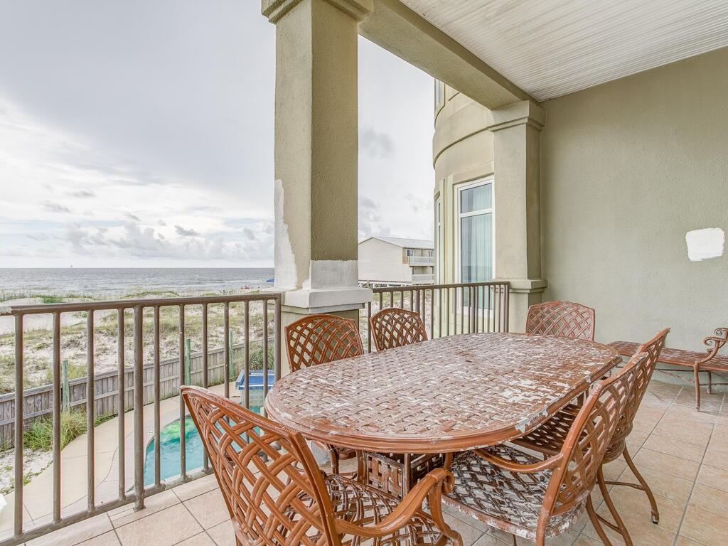 Escapades South Bottom | Photo 25