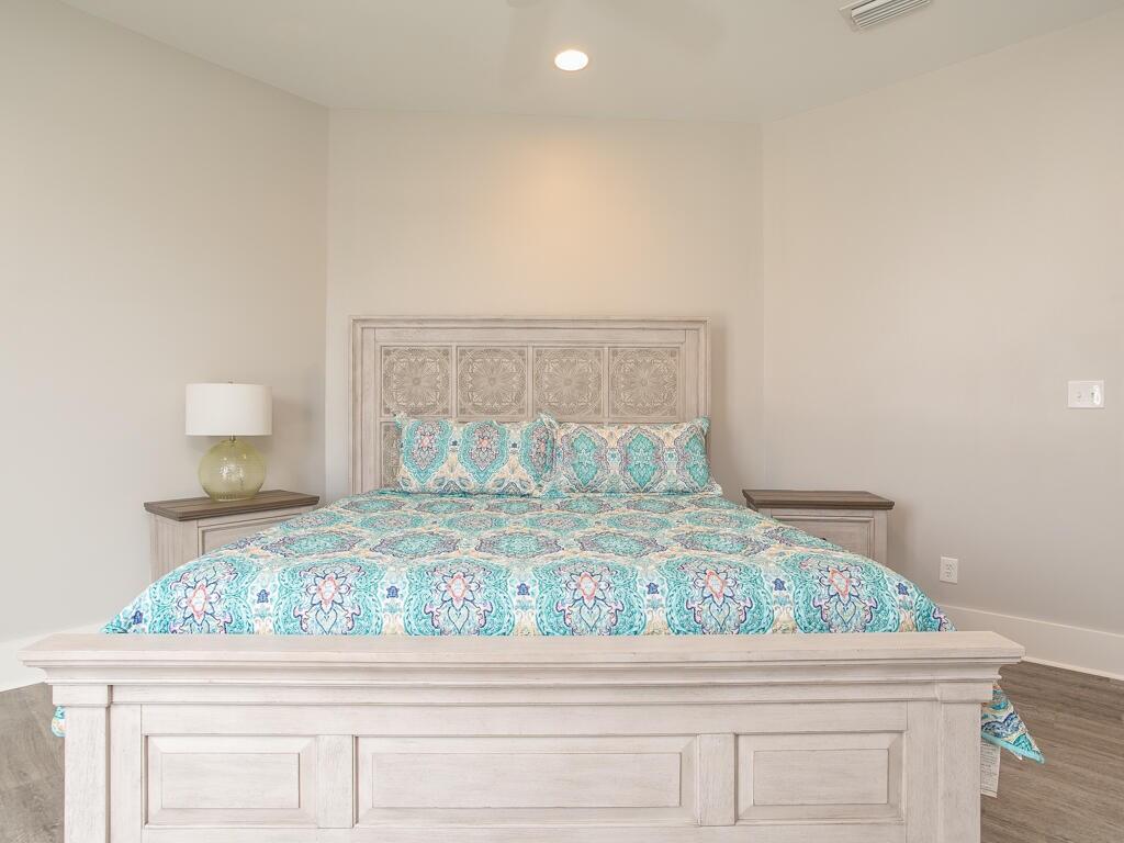 Escapades South Bottom | Photo 31