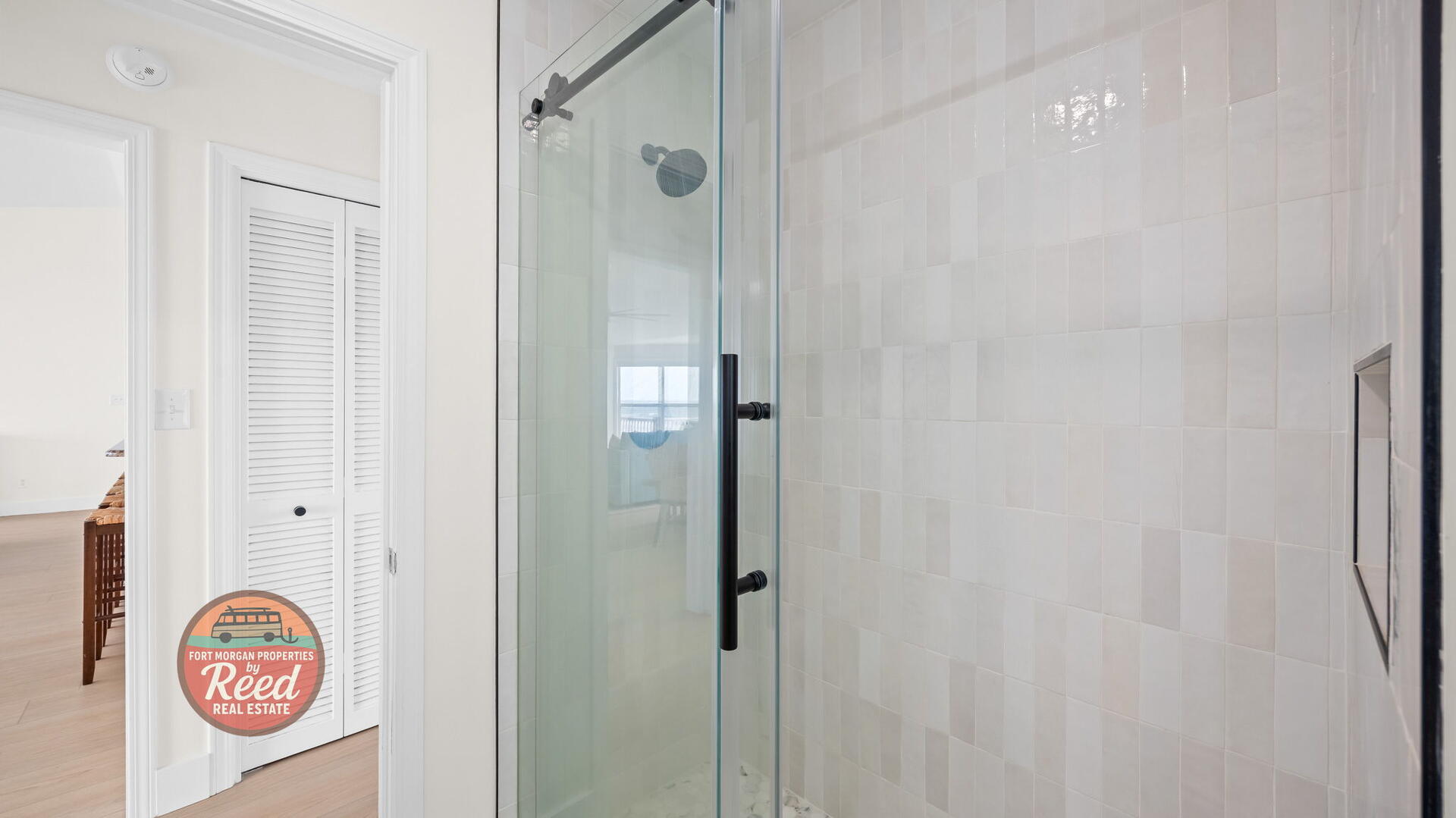 Christmas Bonus | Photo 25