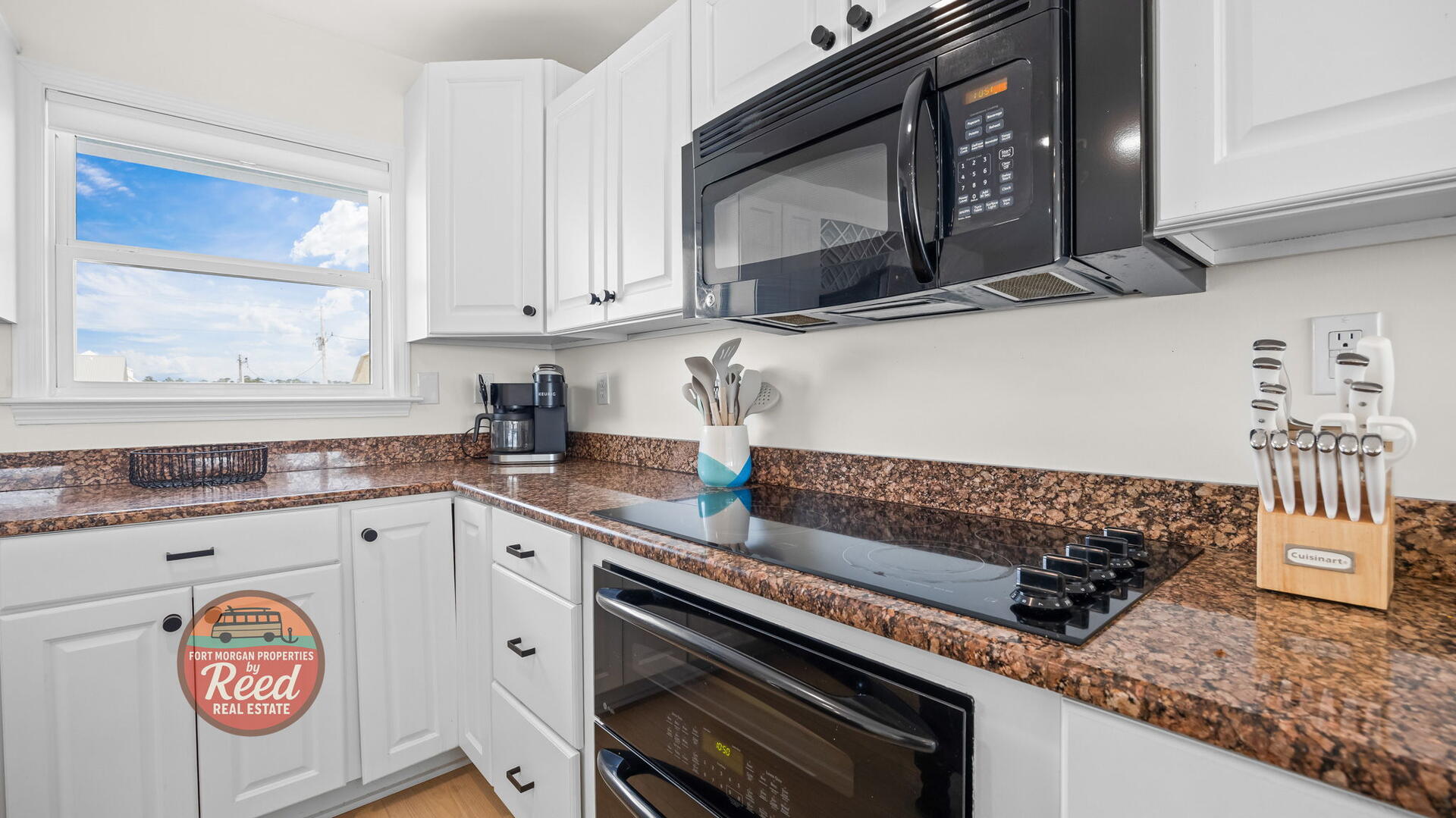 Christmas Bonus | Photo 16