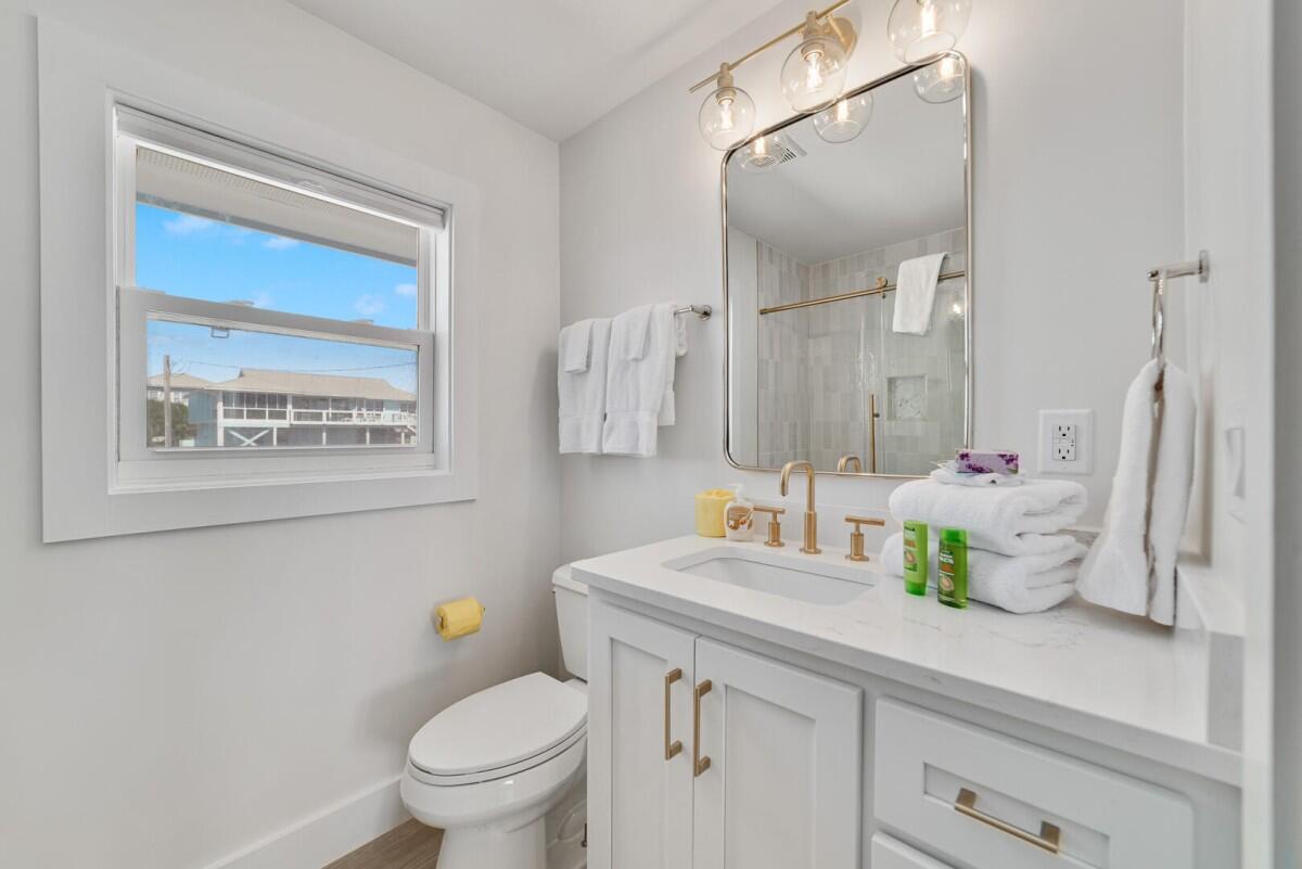 Lost Palms | Photo 27