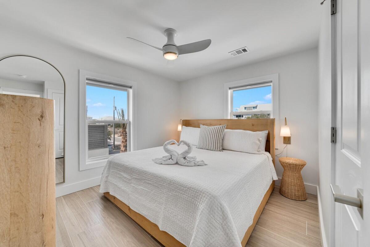 Lost Palms | Photo 23