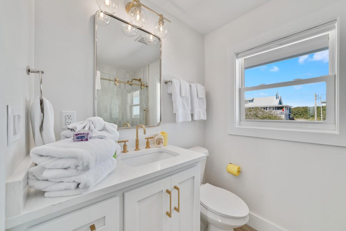 Lost Palms | Photo 30