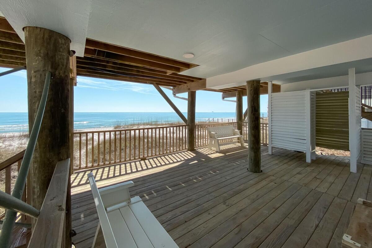 Lost Palms | Photo 38