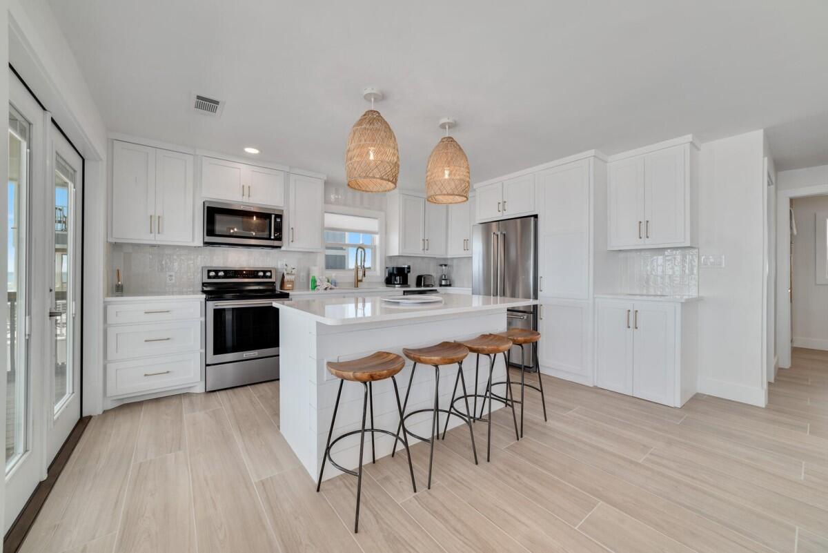 Lost Palms | Photo 13