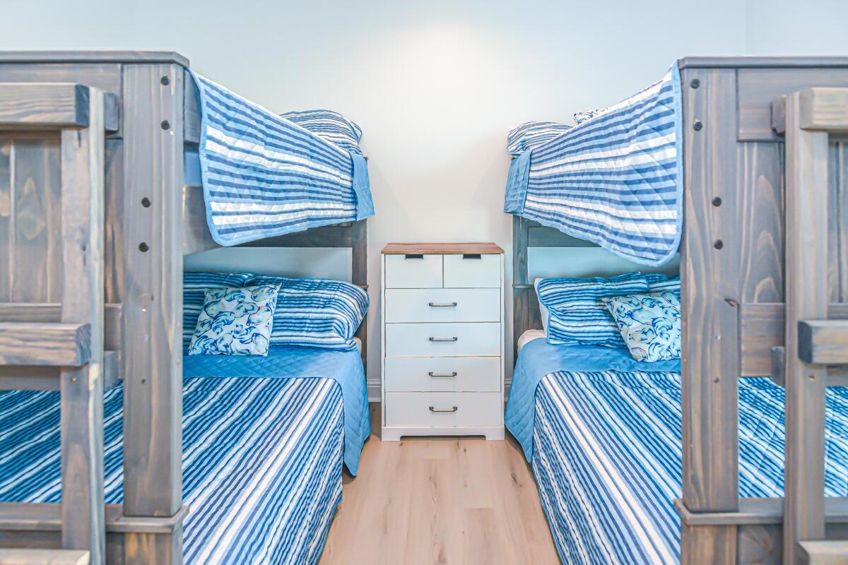 Sand Haven East | Photo 26