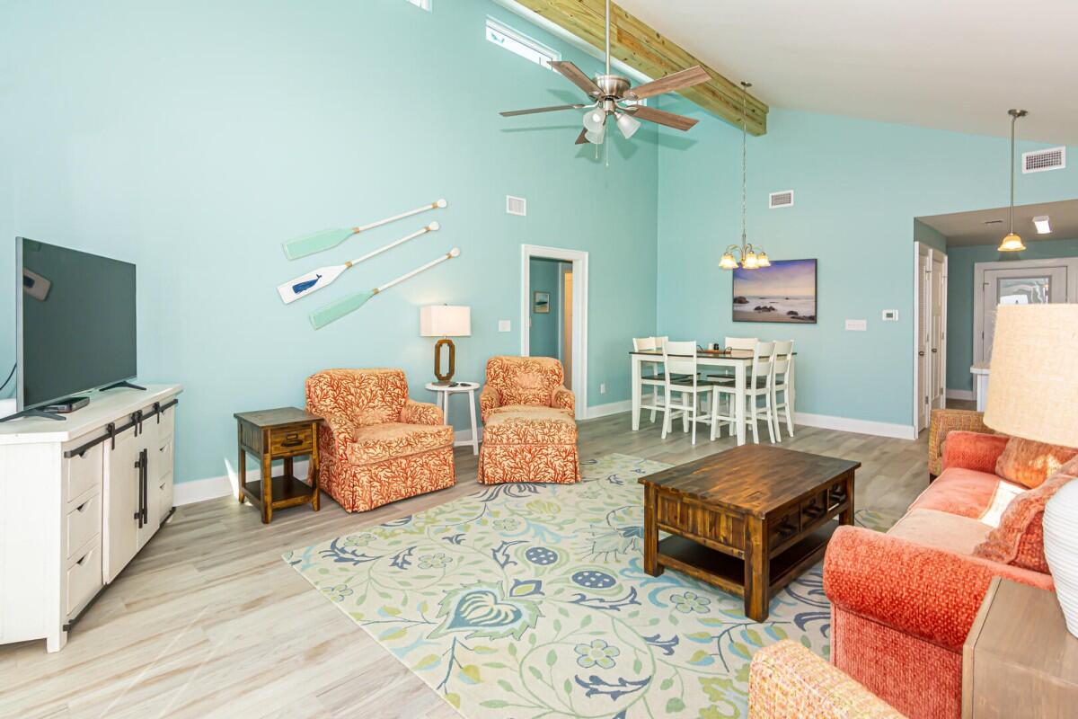 Shore Thang | Photo 13