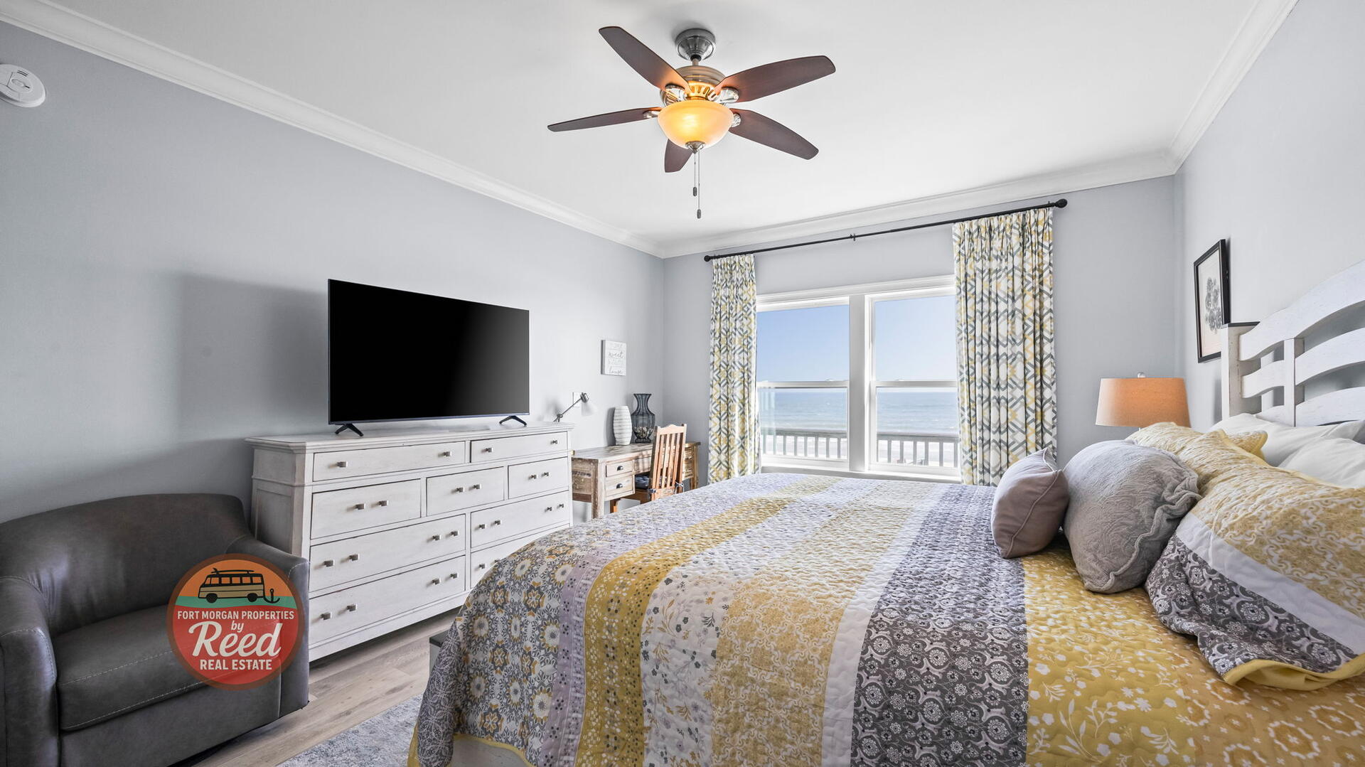 Lazy Parrot | Photo 16