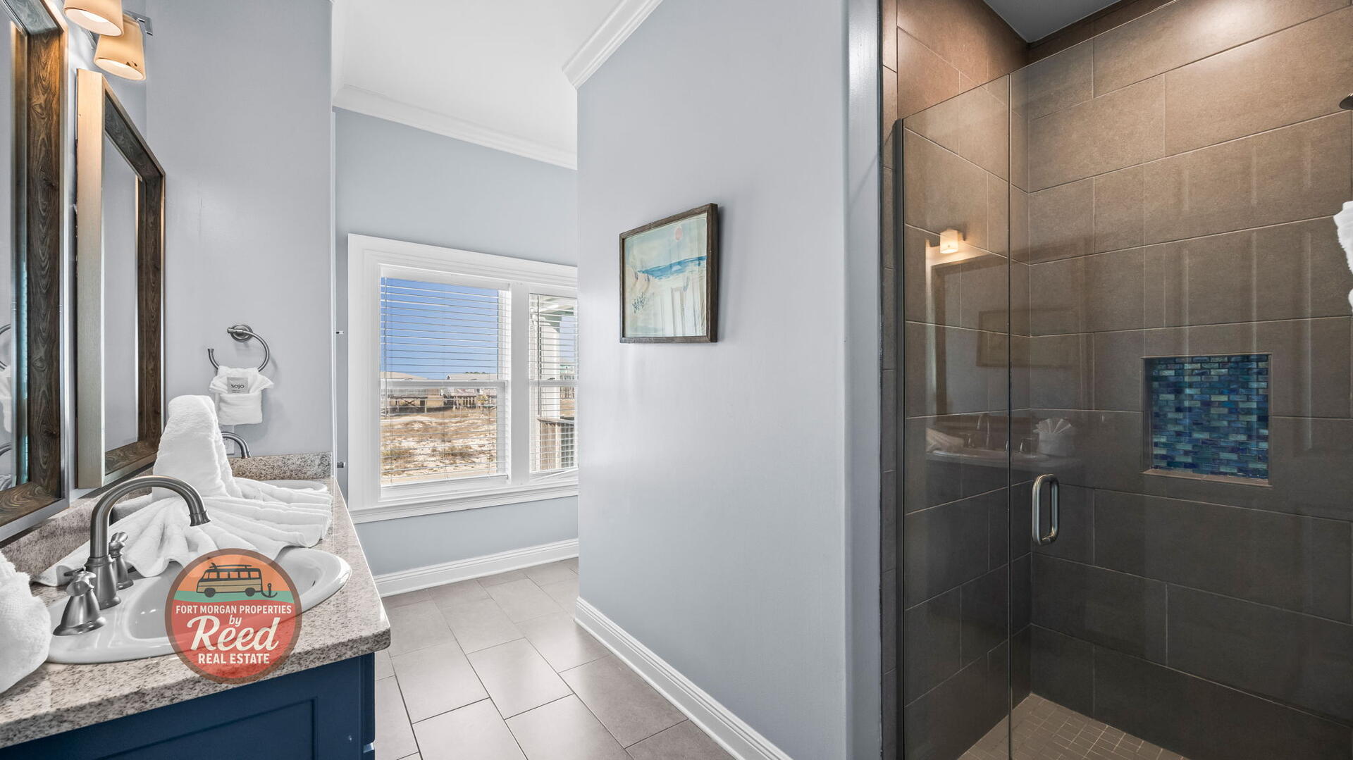 Lazy Parrot | Photo 30