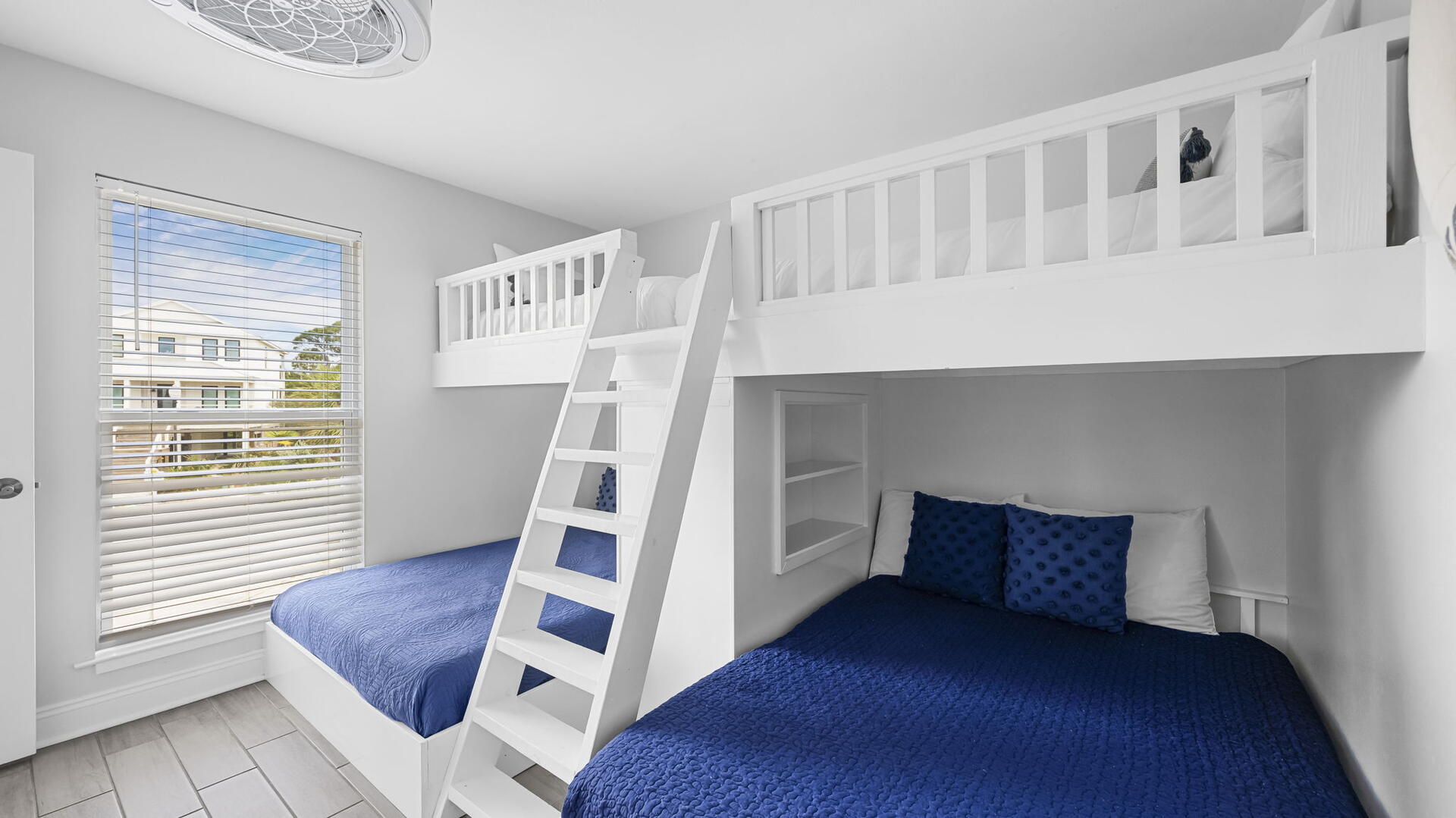 Shrimply The Best | Photo 37