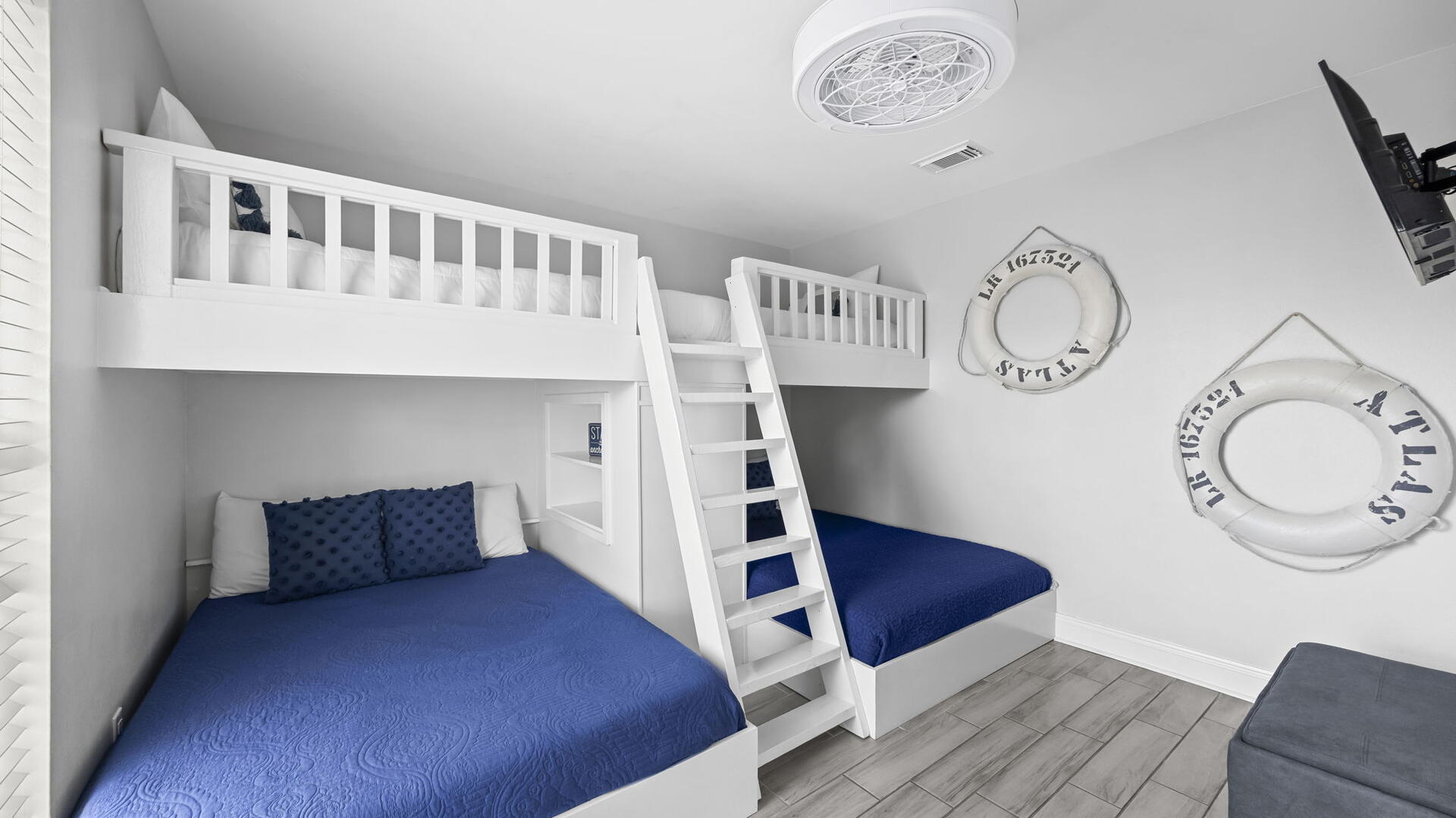 Shrimply The Best | Photo 36