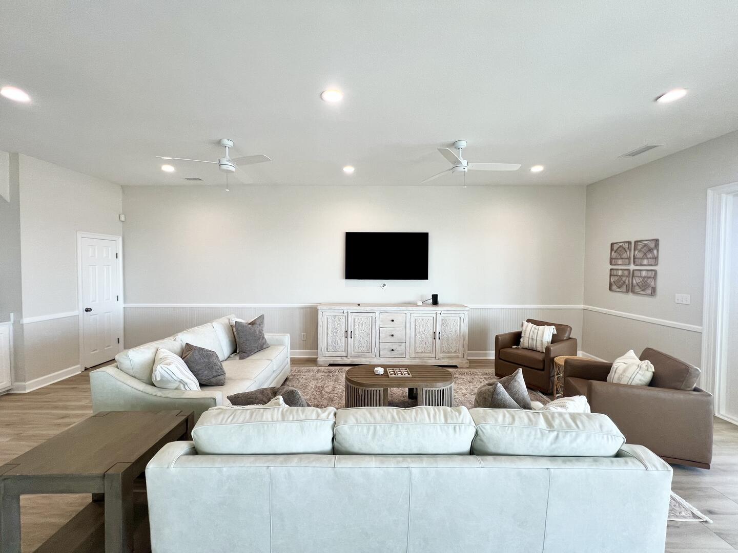 The Grand Pearl West (Formerly Margaritaville) | Photo 6