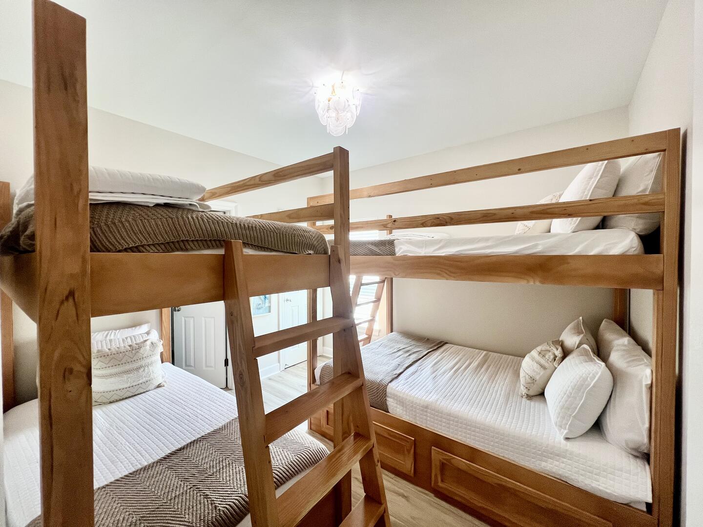 The Grand Pearl West (Formerly Margaritaville) | Photo 25