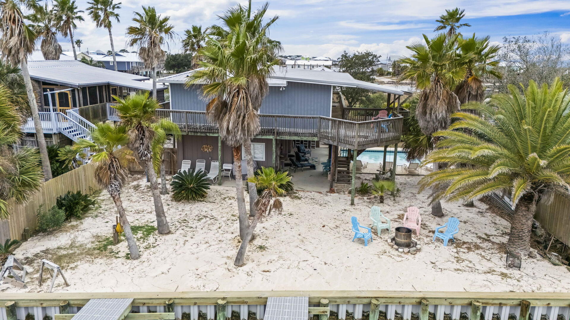 Bay Club | Photo 45