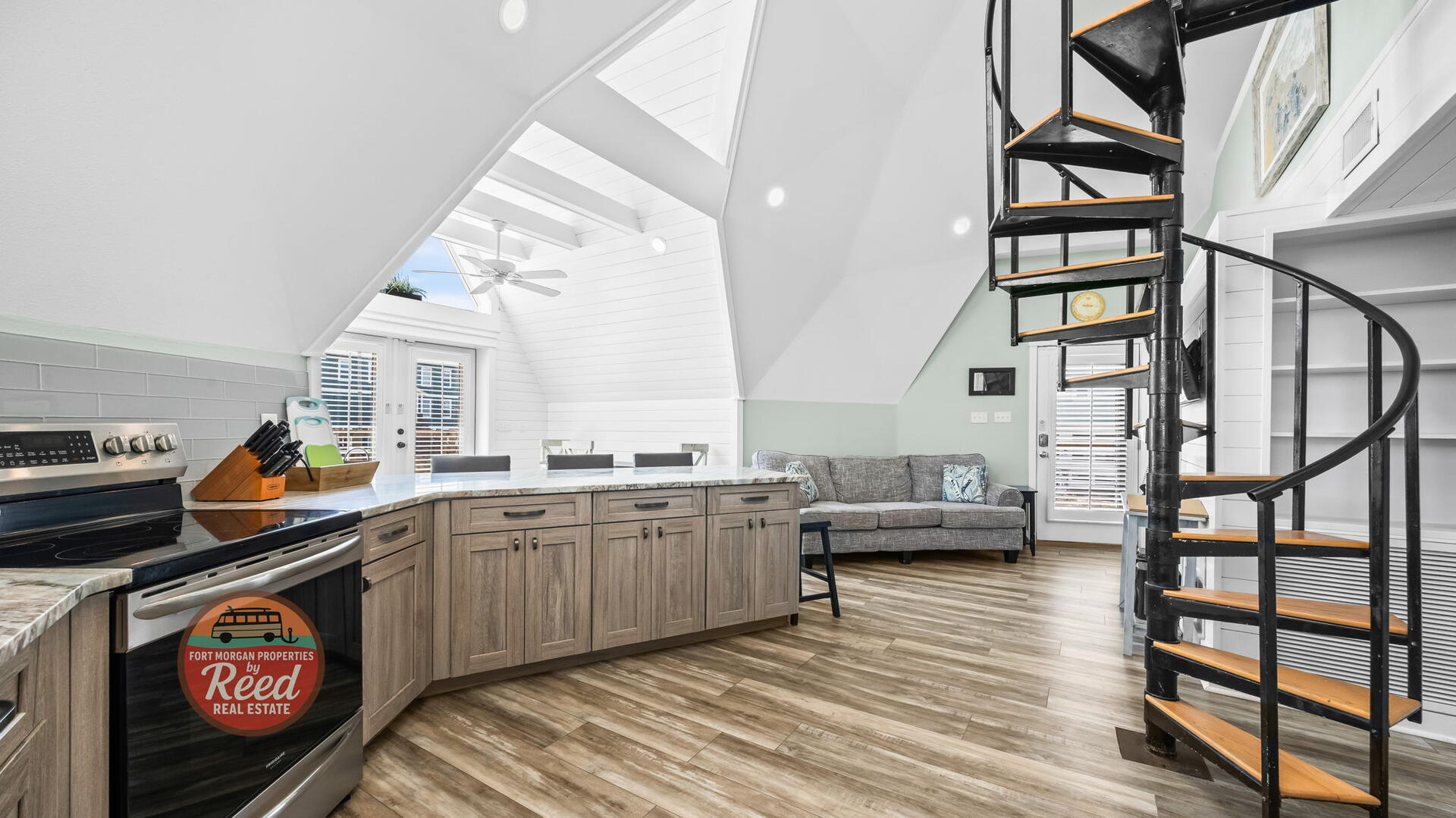 Beech Hive Bungalow | Photo 14