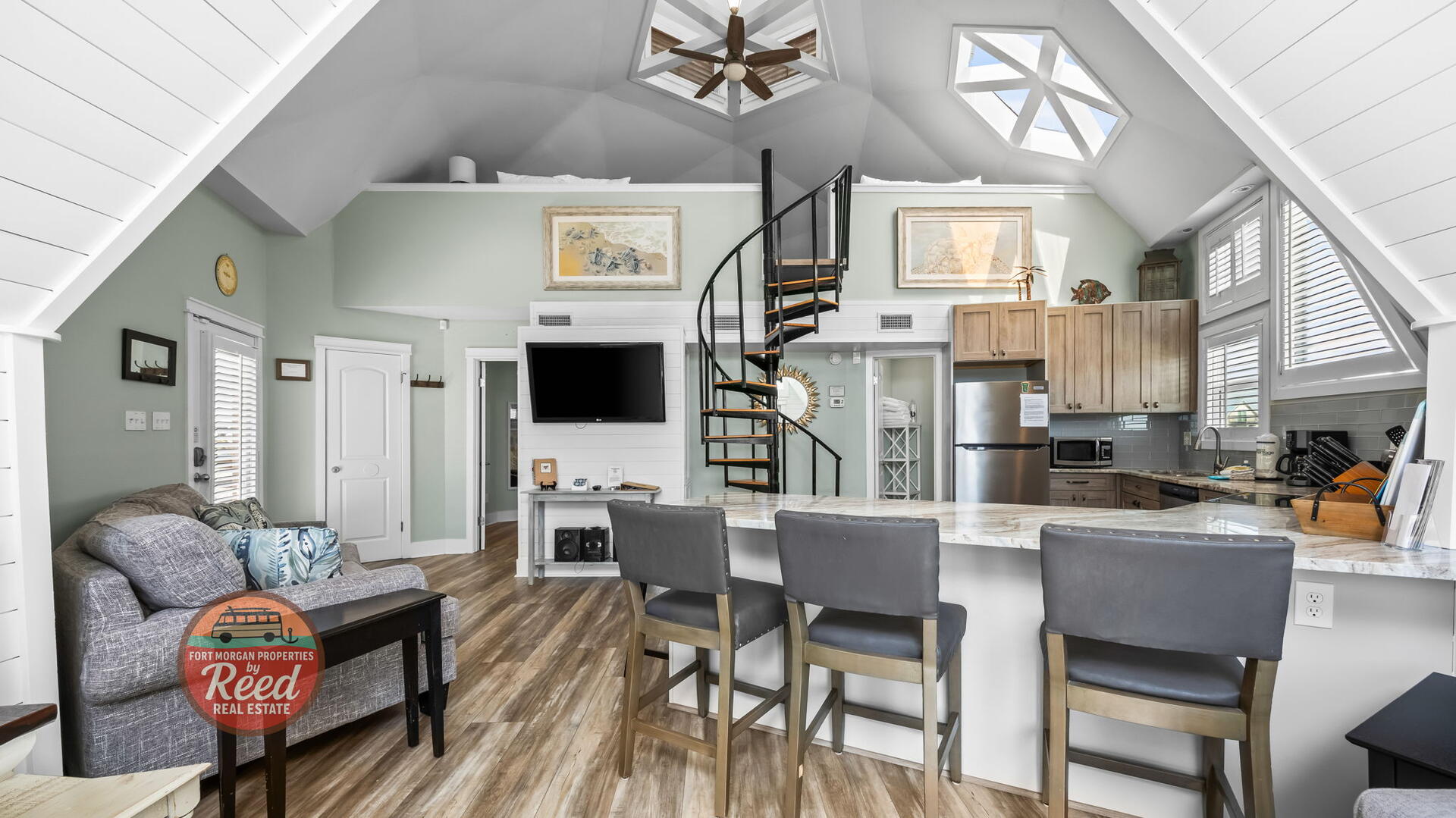 Beech Hive Bungalow | Photo 5