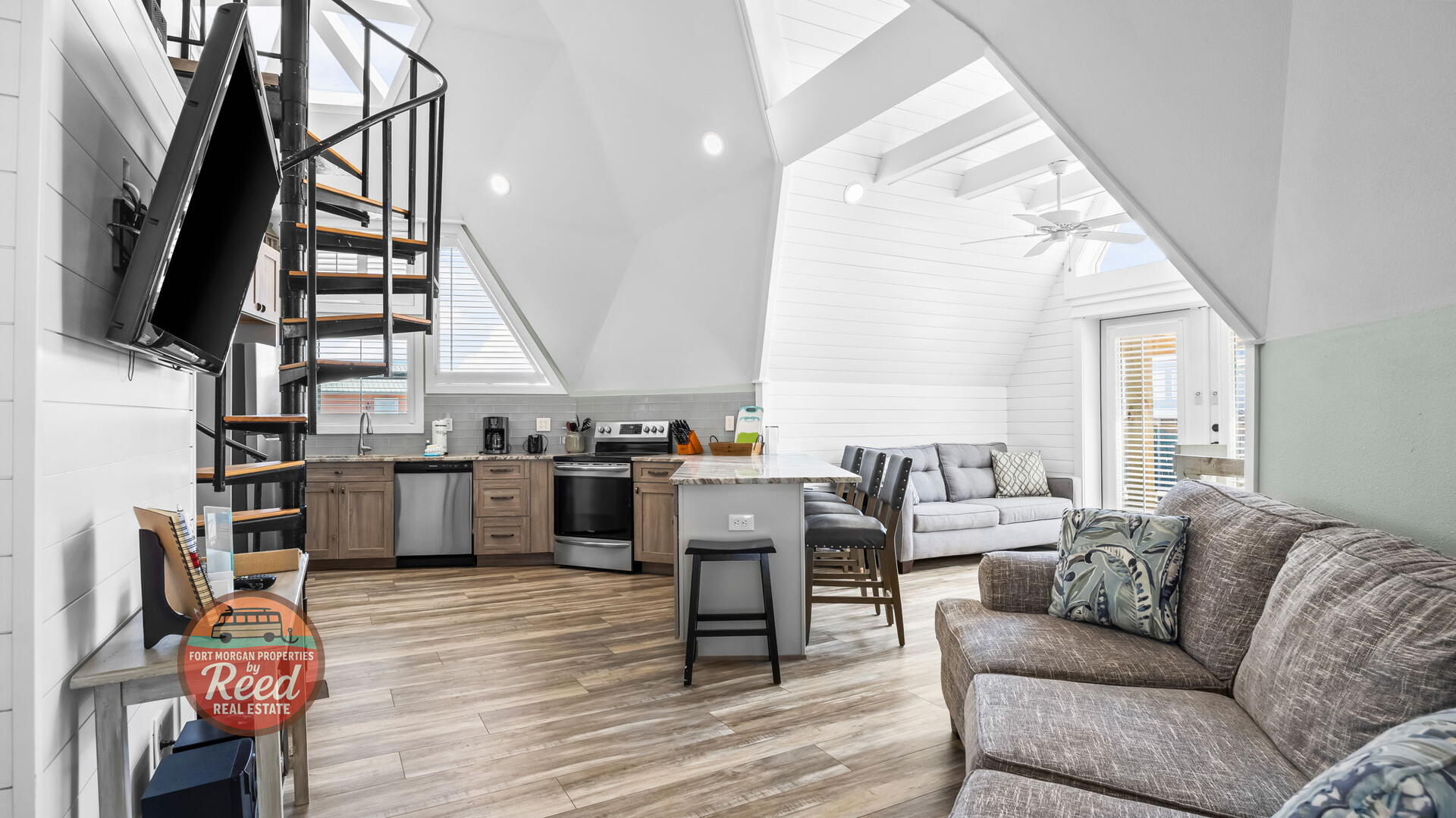 Beech Hive Bungalow | Photo 6