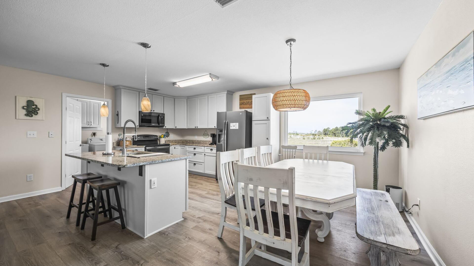 Starrfish Shores | Photo 12