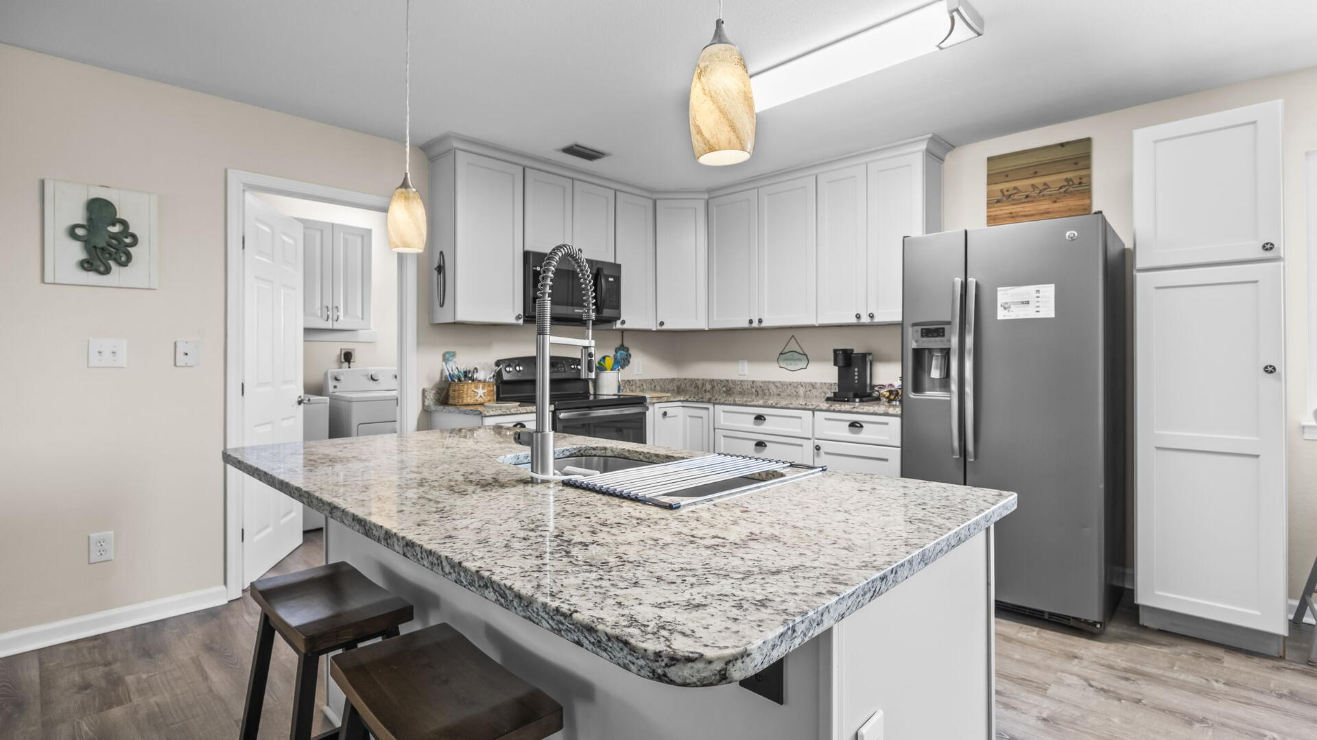 Starrfish Shores | Photo 14