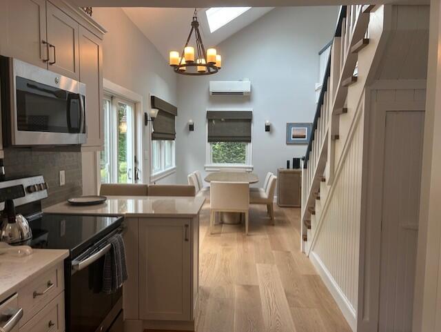 5 Tashama Lane photo 6