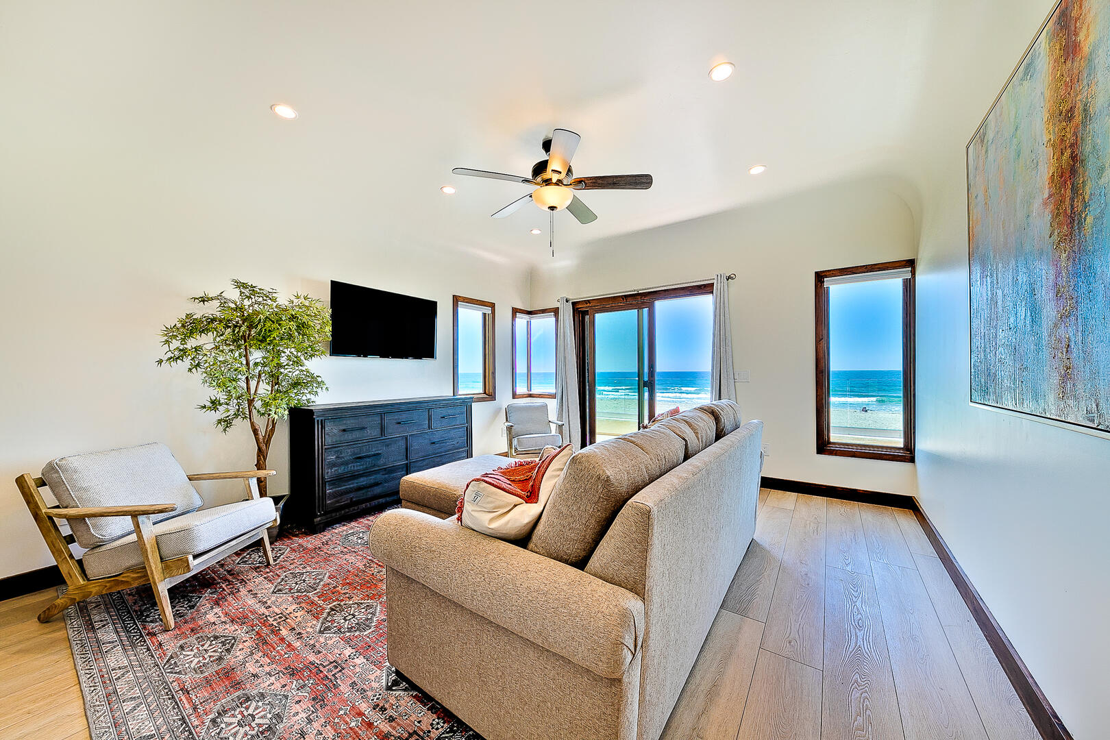 Oceanfront Villa Compound | Photo 53