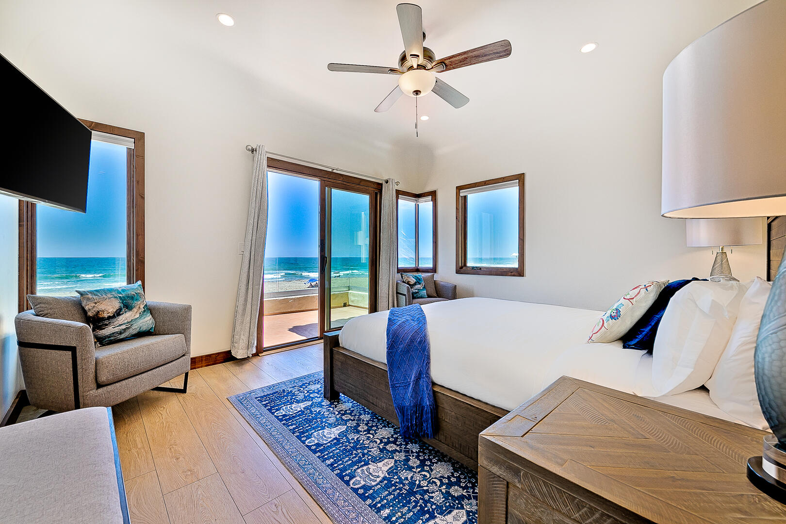 Oceanfront Villa Compound | Photo 46