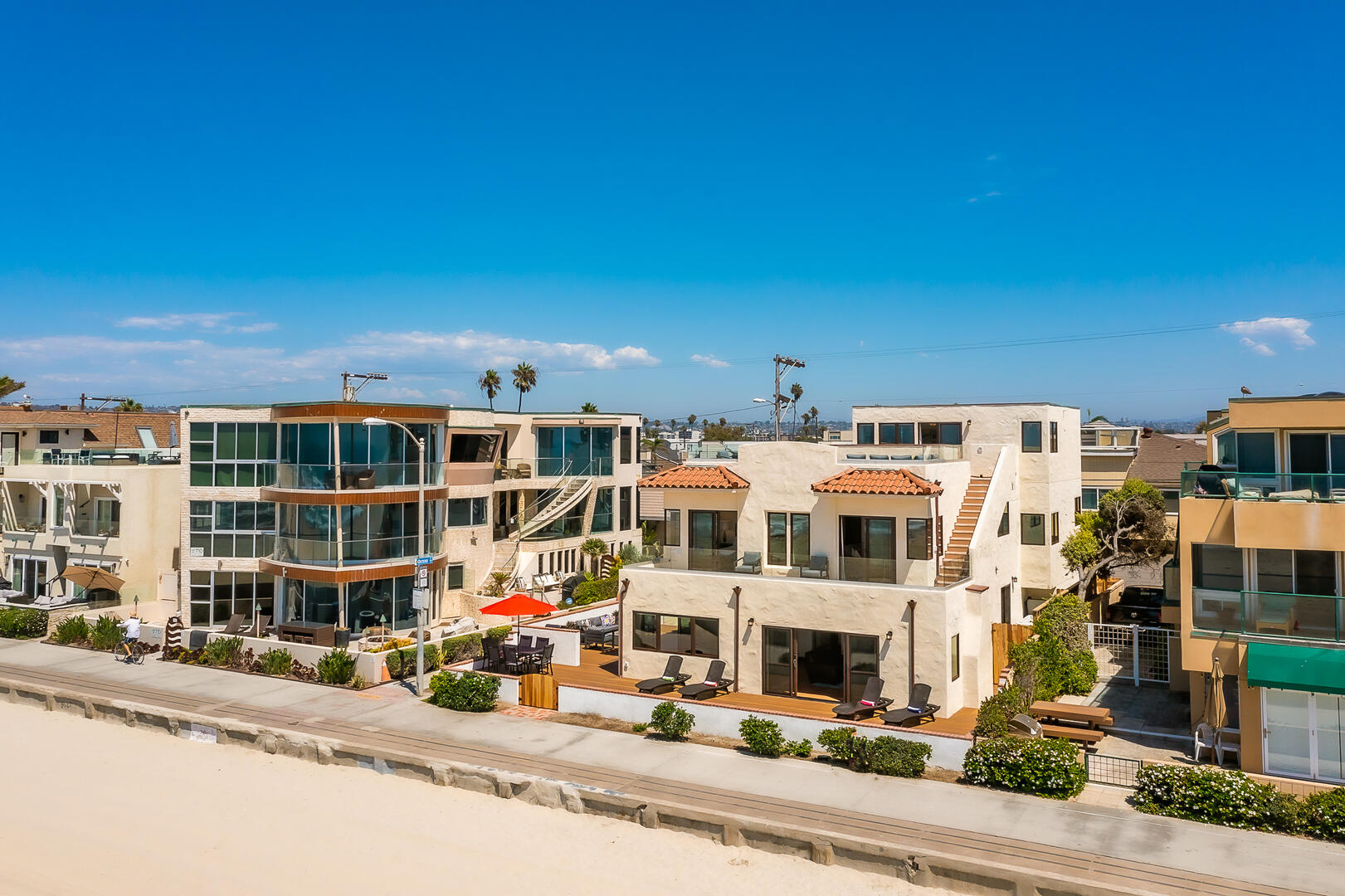 Oceanfront Villa Compound | Photo 13