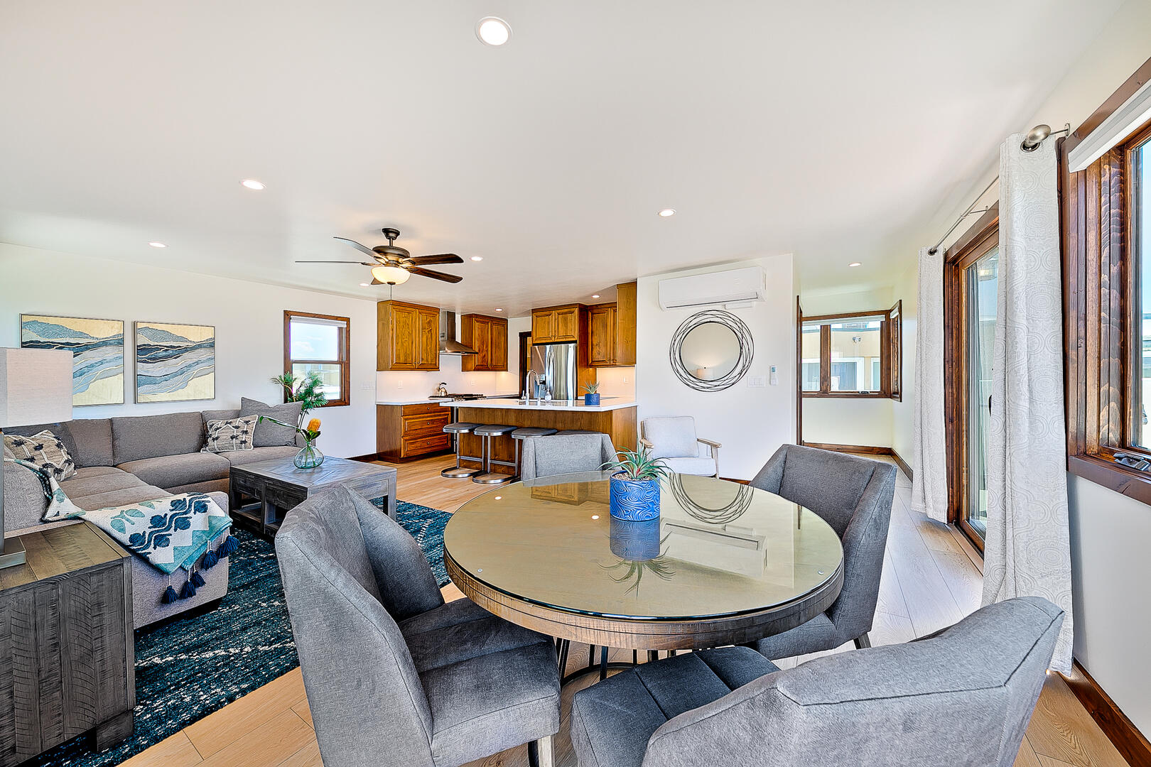 Oceanfront Villa Compound | Photo 73